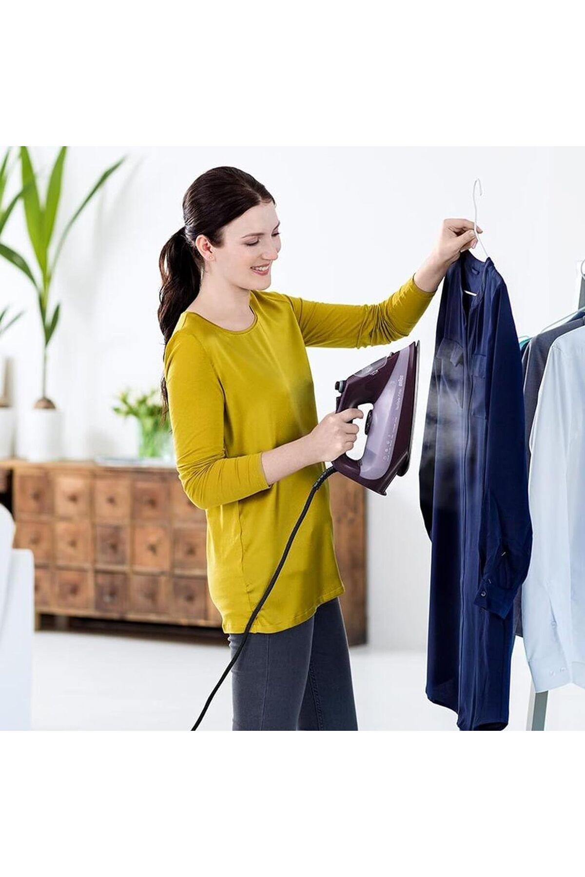 Braun-TexStyle 7 Pro Steam Iron FreeGlide 3D, EloxalPlus Soleplate, Precision Tip, Auto-Off - SI7181 7