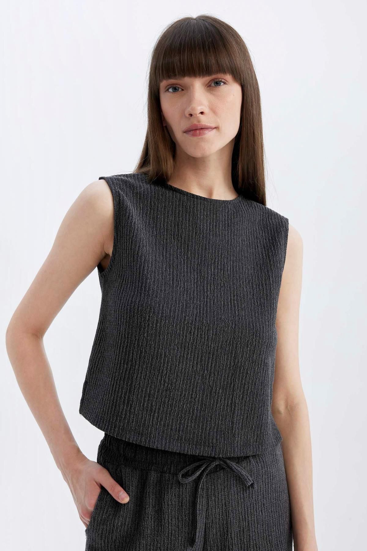 DeFacto-Regular Fit Crew Neck Basic Plain Wrap Tank Top D1523Ax24Sm 4