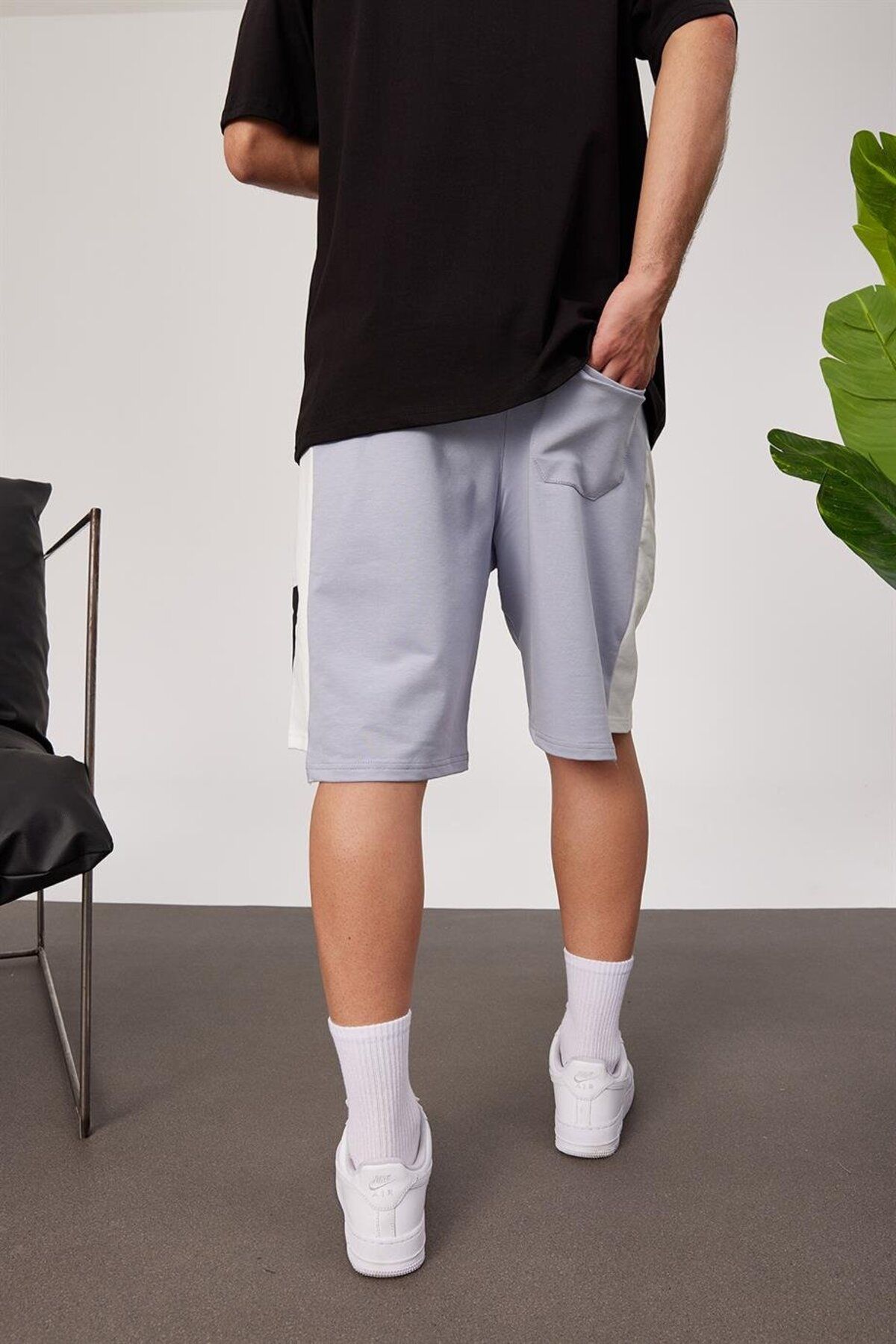 NOMARC-Gray Shorts - Size 7 Printed 5