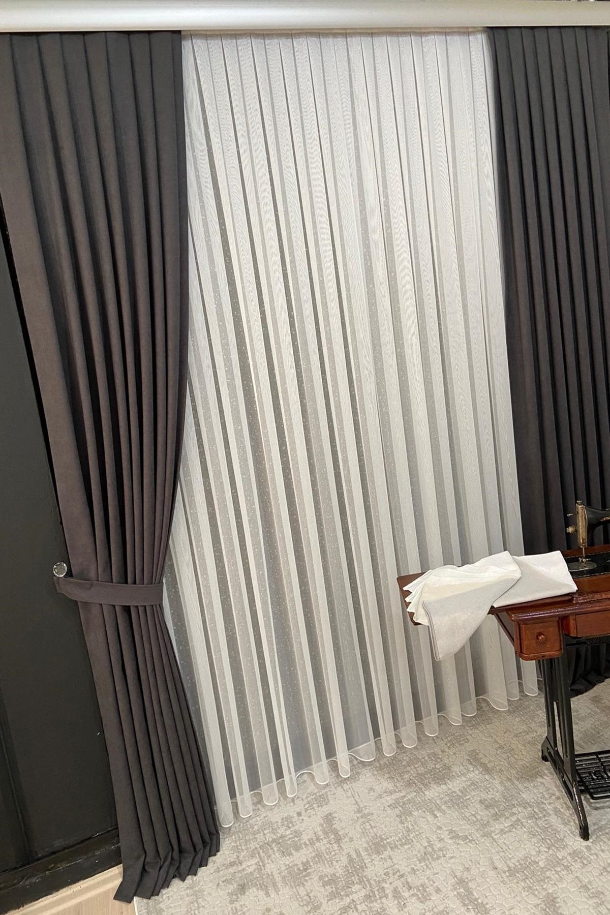 VOLPER MEKANİK Kadifemsi Ada Fon Perde 1 Adet 100 Cm Tek Kanat 1 X 2,5 Pile Antrasit Renk ( Renso Hediye ) fotoğrafı 3 (önizleme)