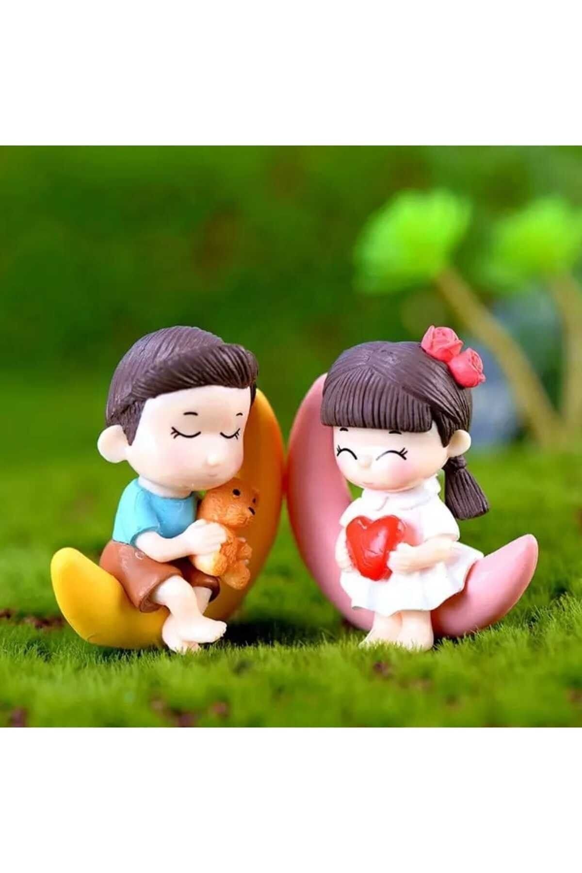 Ayda Oturan Sevgililer Maket Kürdanlı Cupcake Pasta Süsü Doğum Günü Süsleri Kürdan Süsü