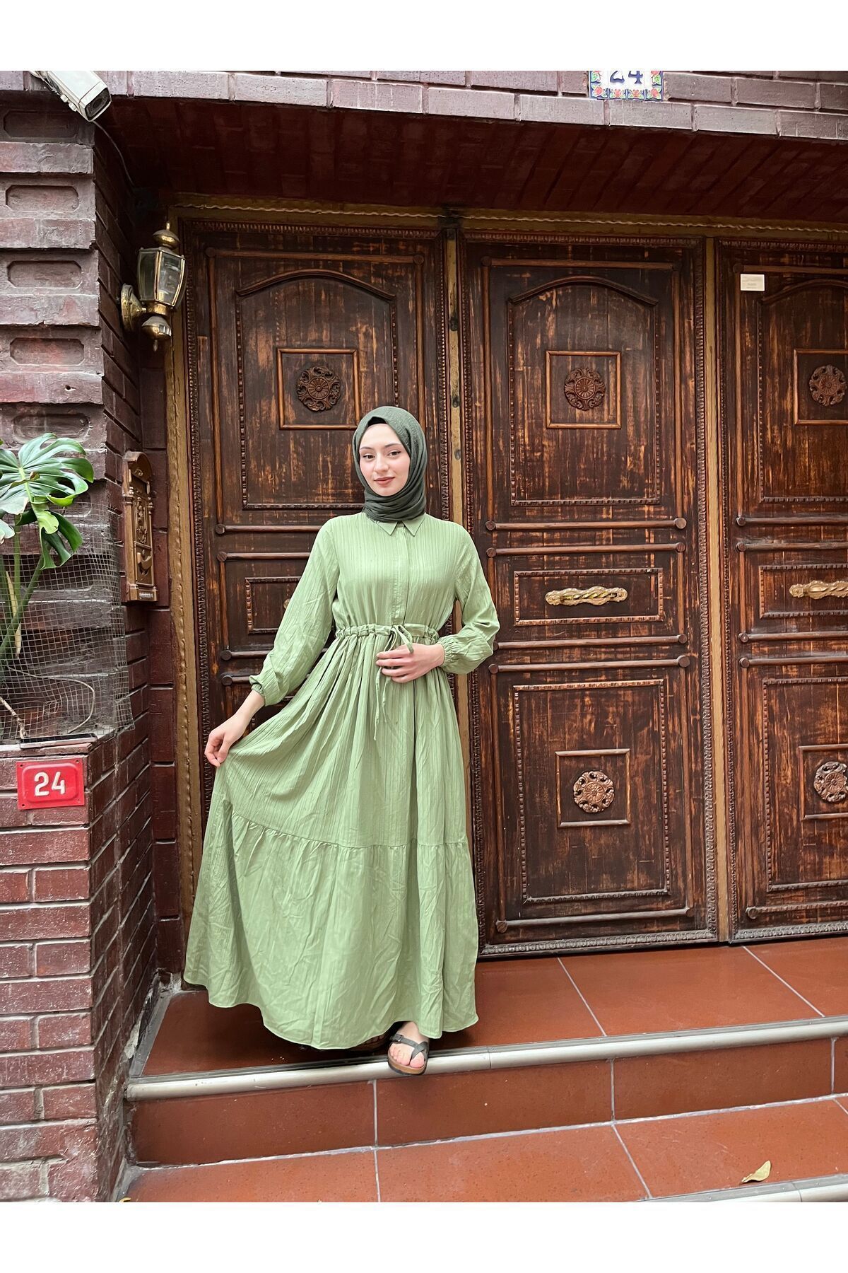 Beli Tünelli Düğmeli Elbise WRG1452