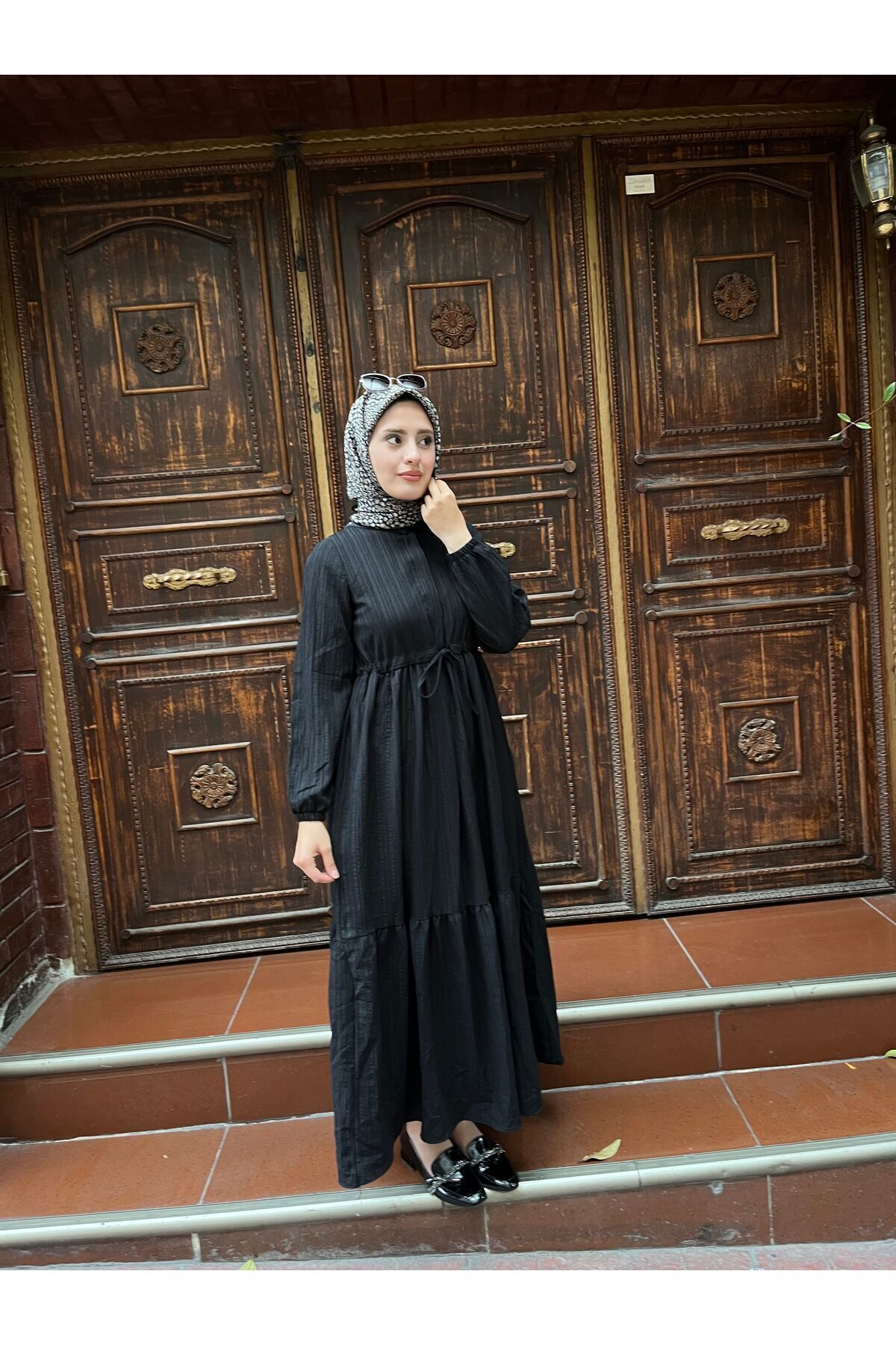 Beli Tünelli Düğmeli Elbise