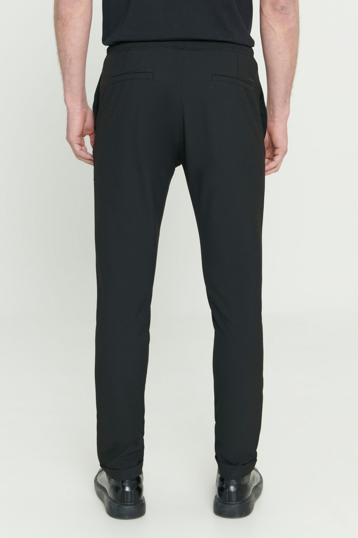 Erkek Siyah Slim Fit Rahat Kesim Beli Bağlamalı Yan Cepli Jogger Pantolon