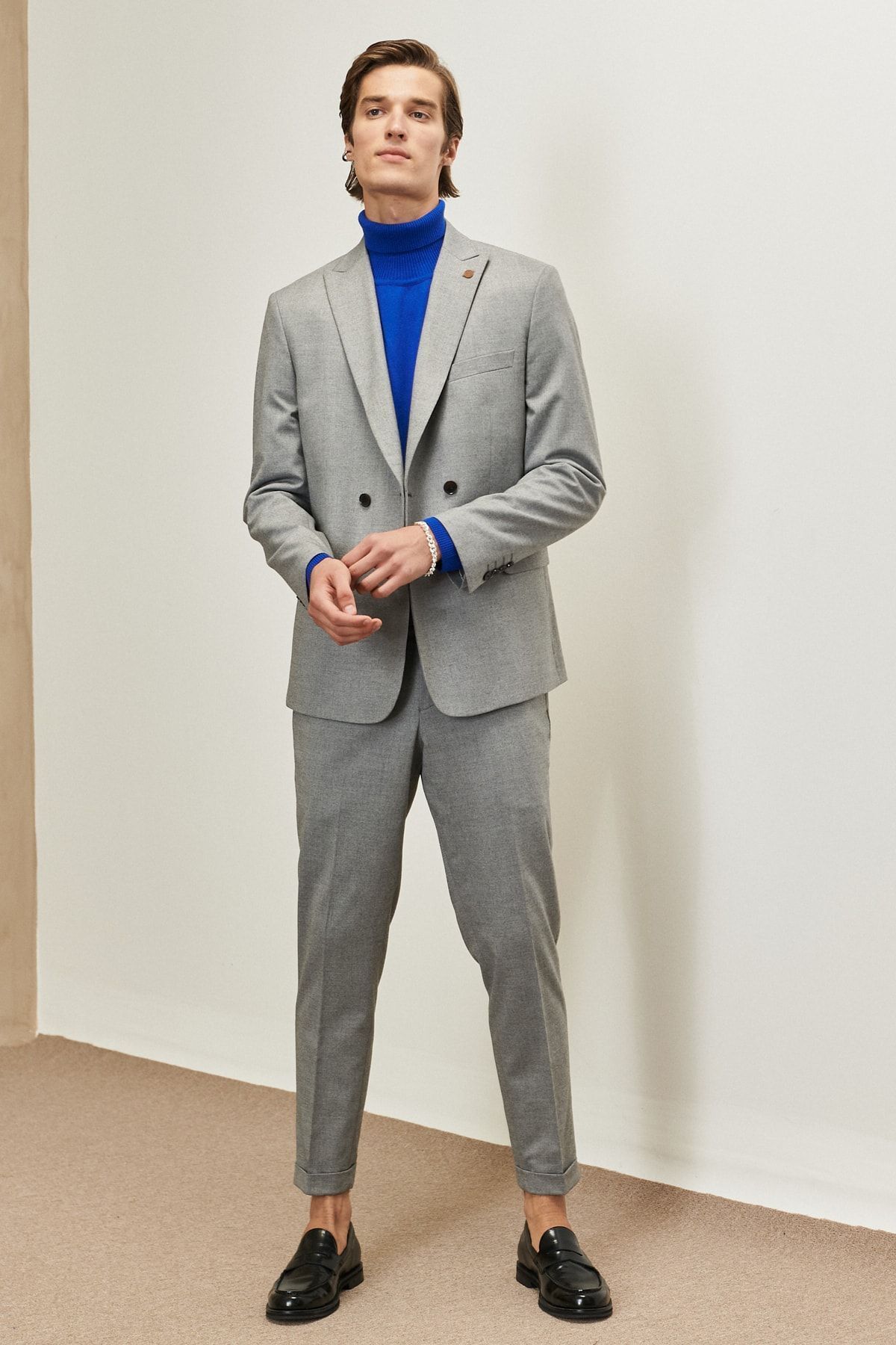 ALTINYILDIZ CLASSICS-Szary męski garnitur slim fit z jaskółczym kołnierzem, dwurzędowy 4