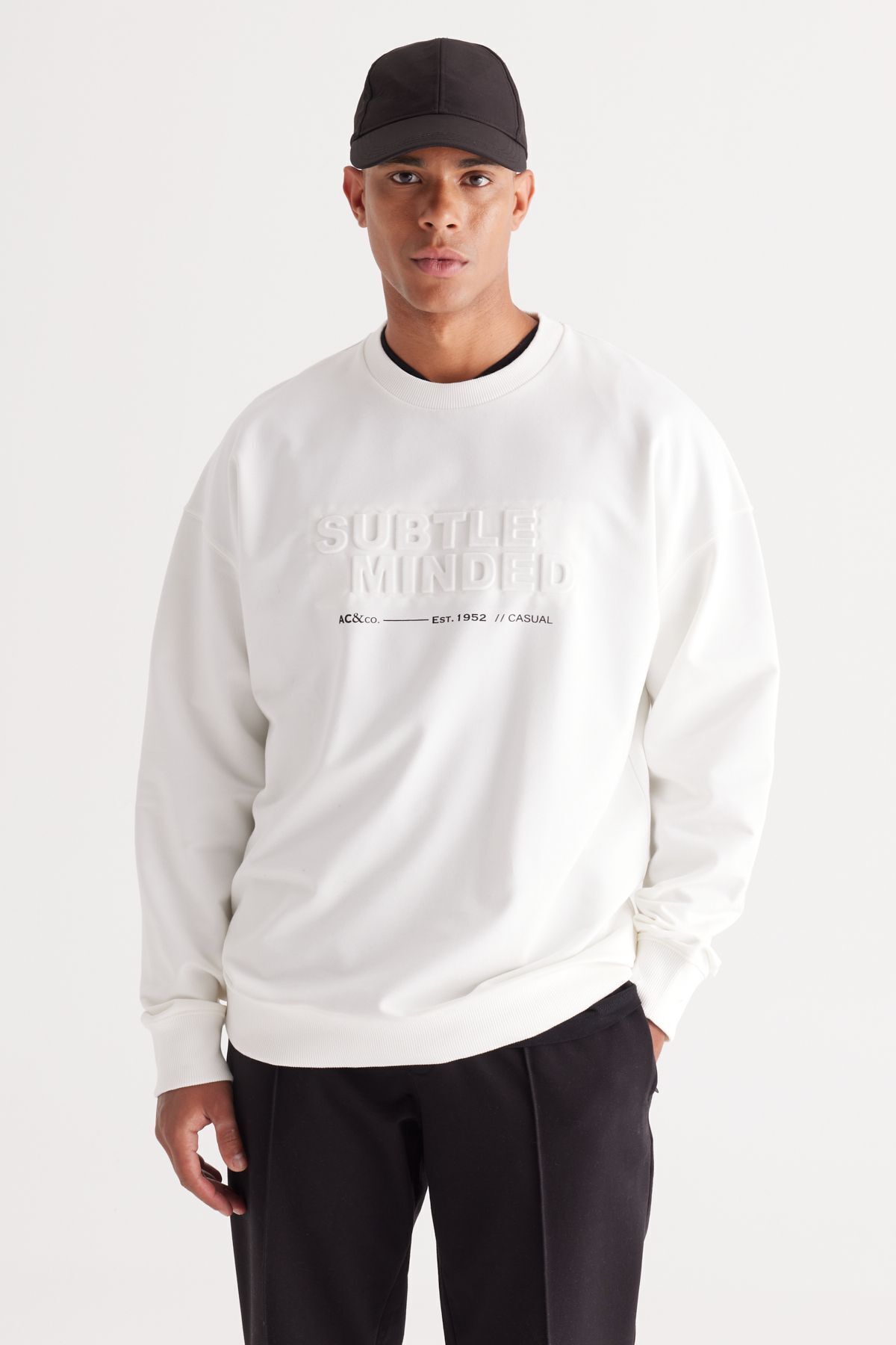 Erkek Ekru Oversize Bol Kesim Içi Polarlı 3 Iplik Bisiklet Yaka Pamuklu Sweatshirt