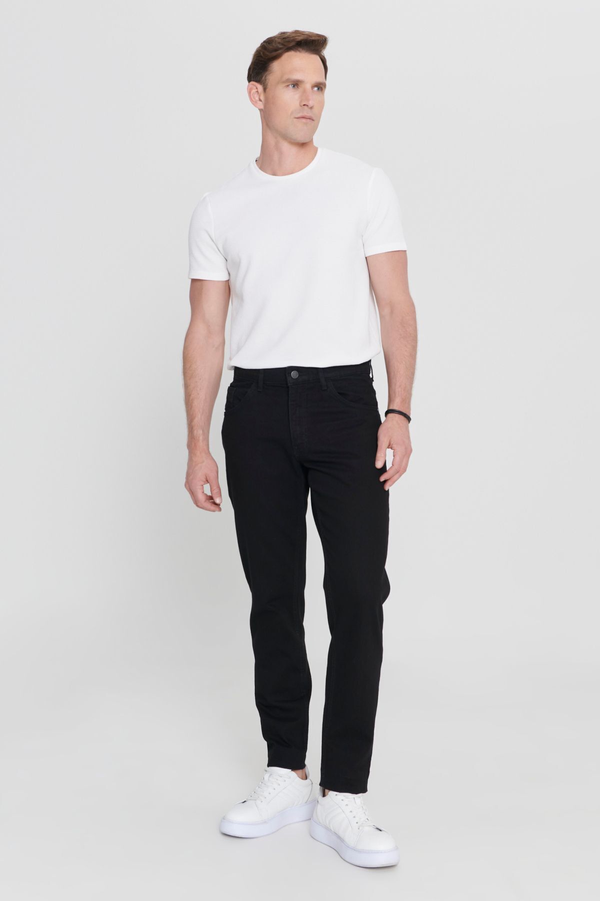complete the look image