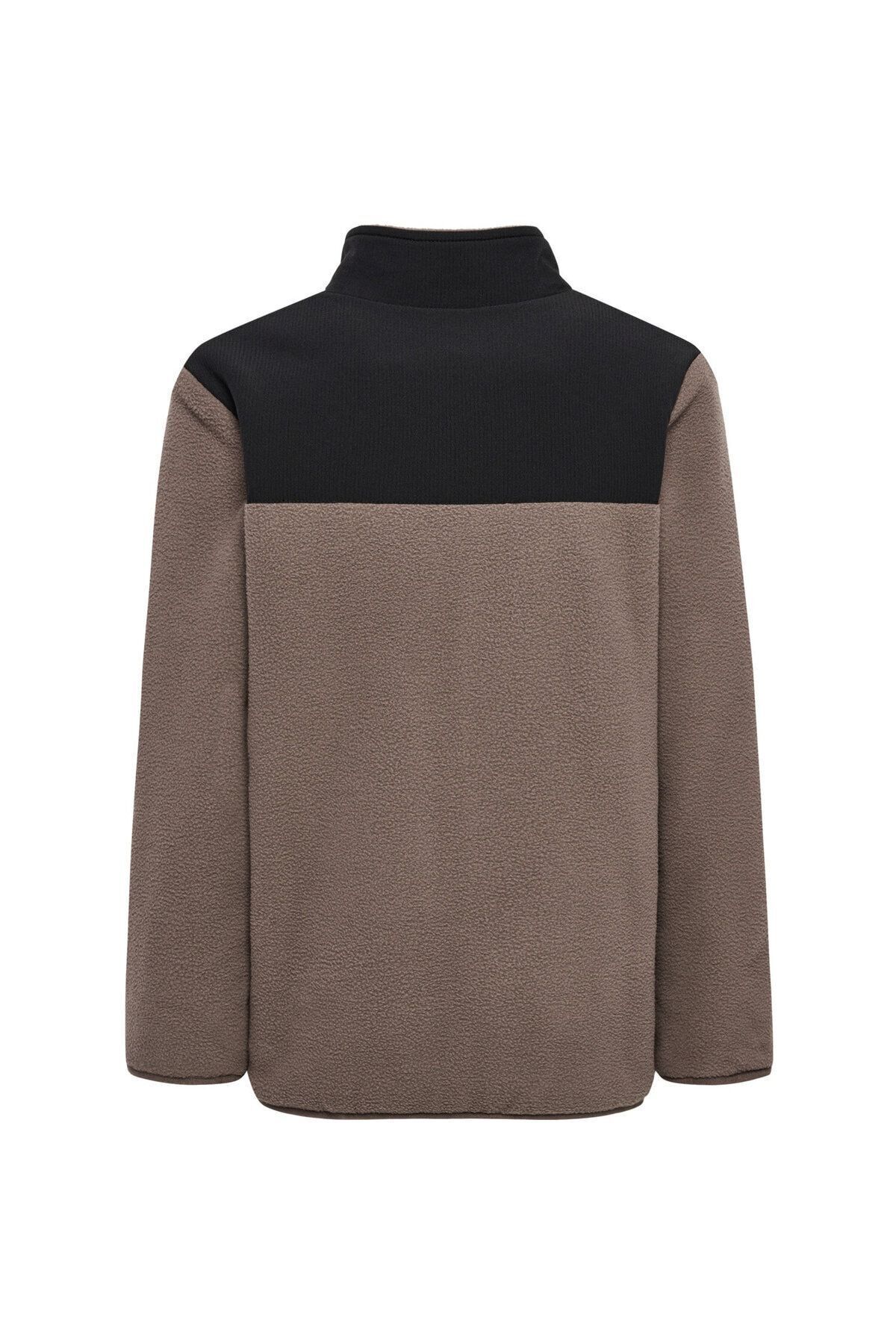 Hummel polar sweatshirt clearance