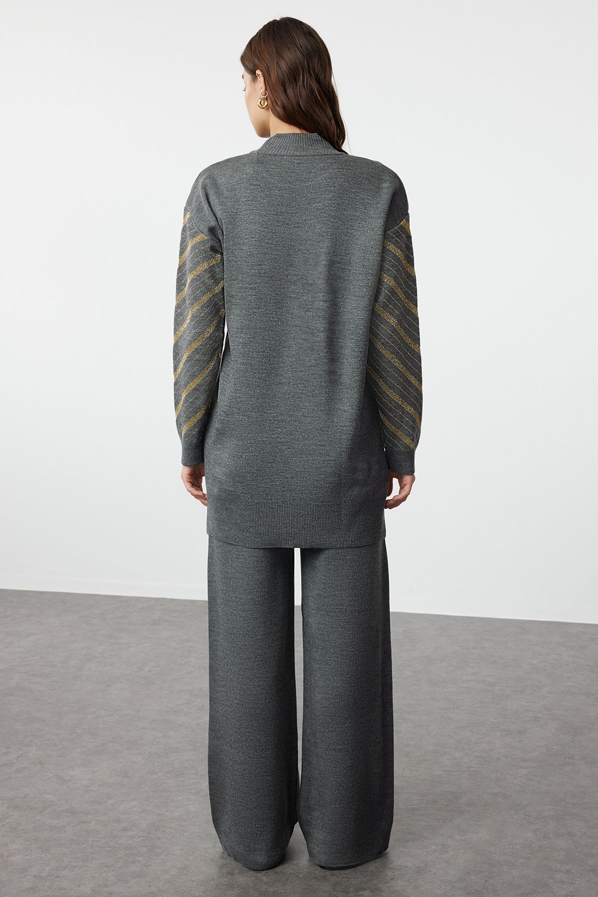 Trendyol Modest-Antracitový úpletový svetr a kalhoty – TCTAW25US00010 5