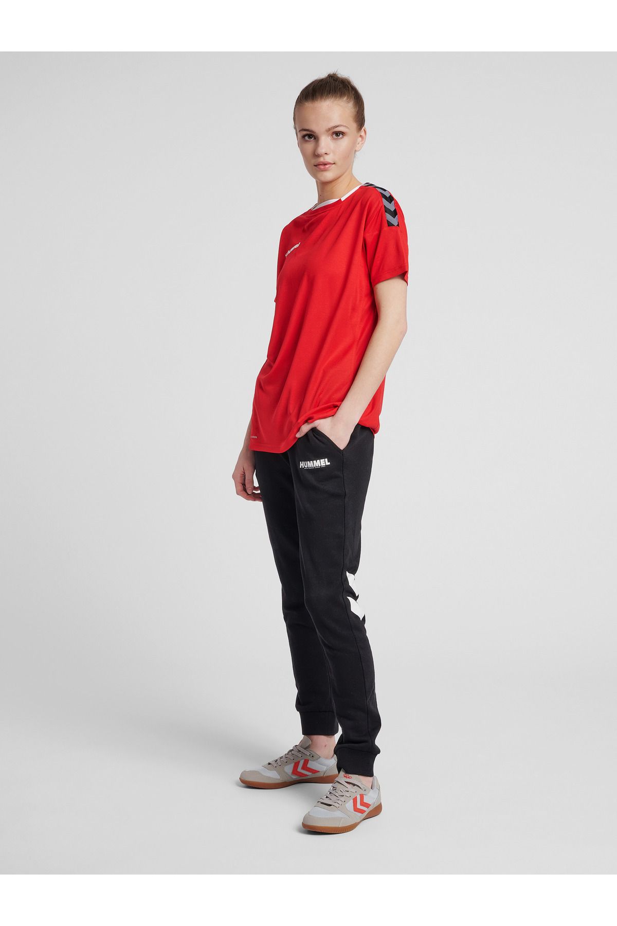 complete the look image