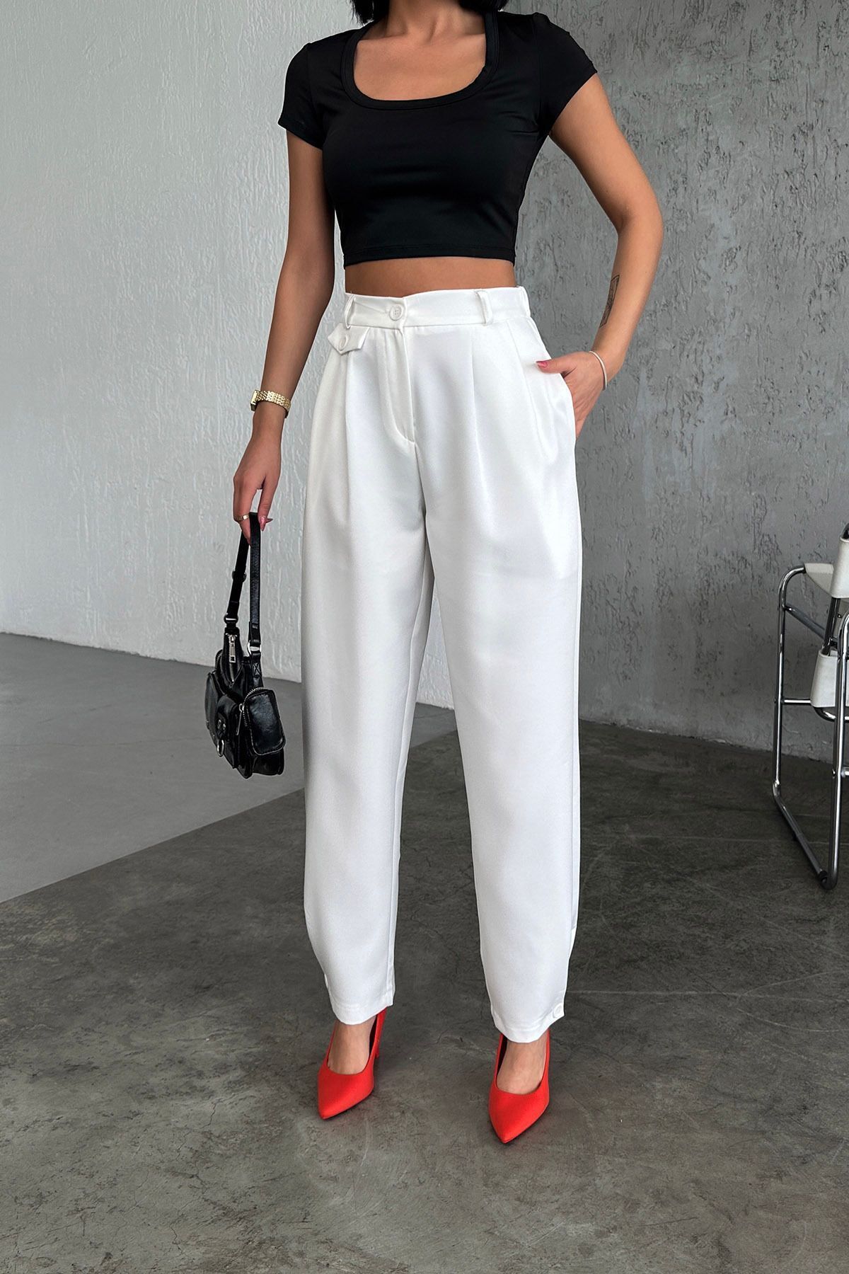 OUZ Fashion-Women's Buttoned Pocket Covered Trousers 3
