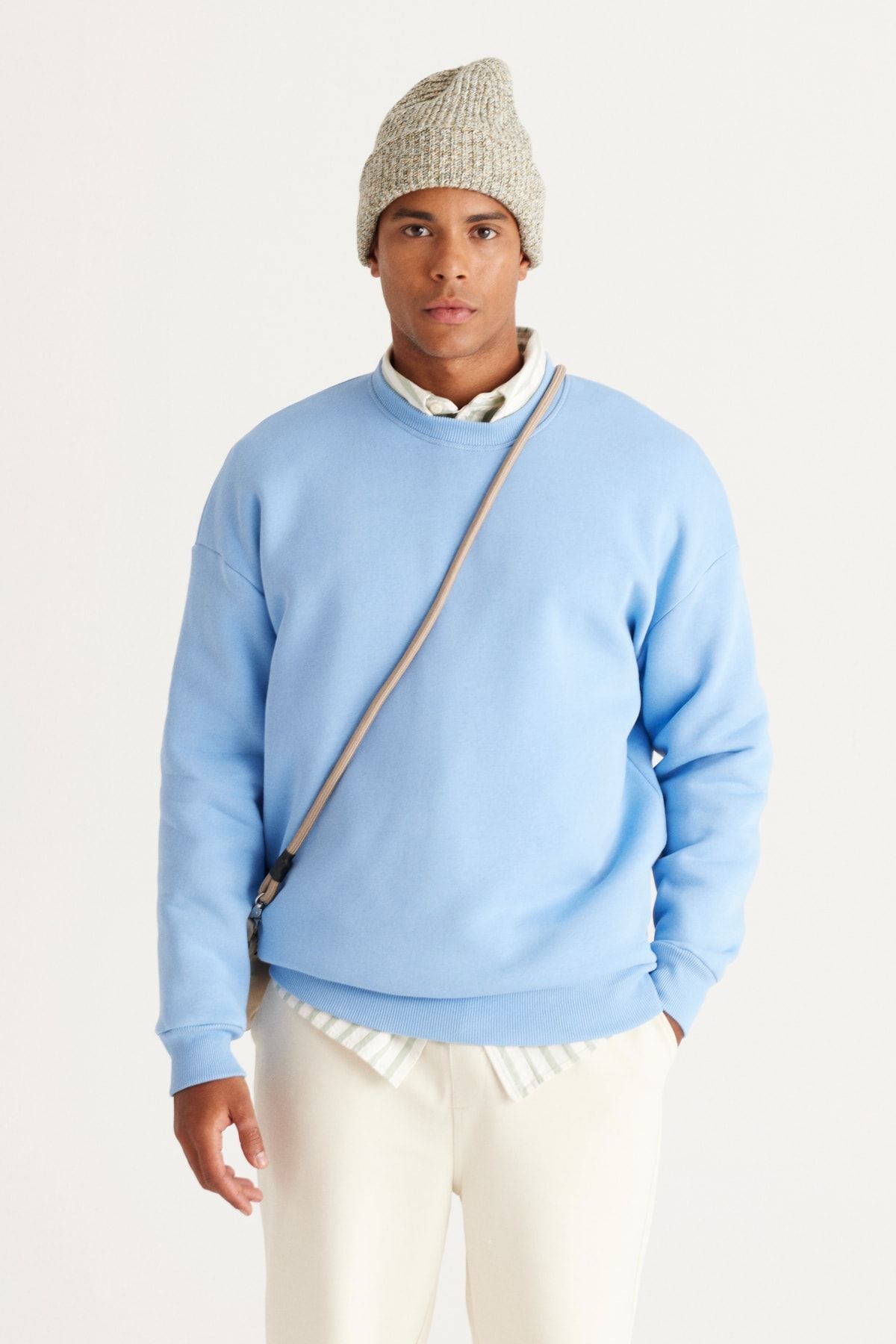 AC&Co / Altınyıldız Classics Męska Jasnoniebieska, Bawełniana Bluza Oversize Z Polaru – Okrągły Dekolt, 3 Nitki Mężczyzna - XL