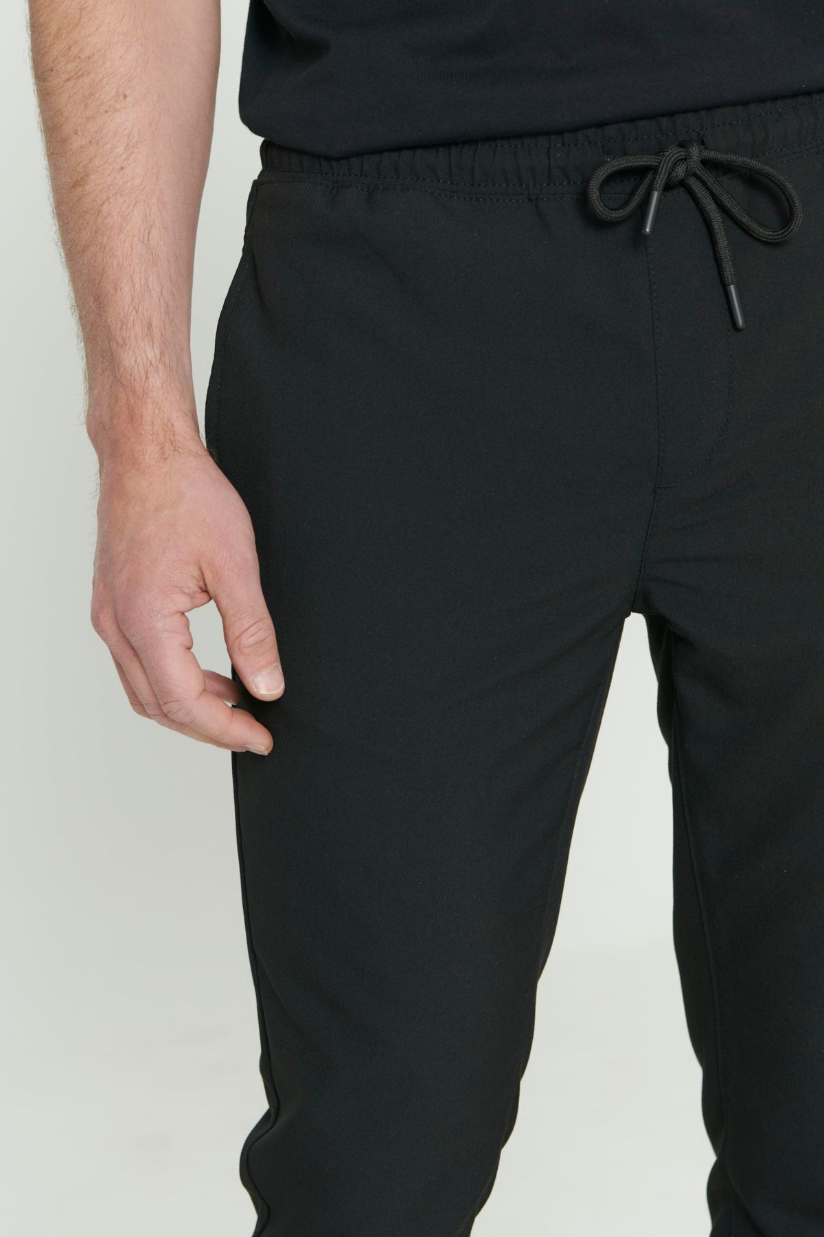 Erkek Siyah Slim Fit Rahat Kesim Beli Bağlamalı Yan Cepli Jogger Pantolon