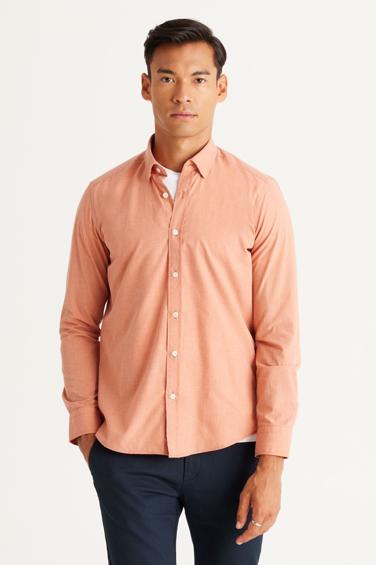 Erkek Turuncu Slim Fit Dar Kesim Gizli Düğme Yaka Gömlek