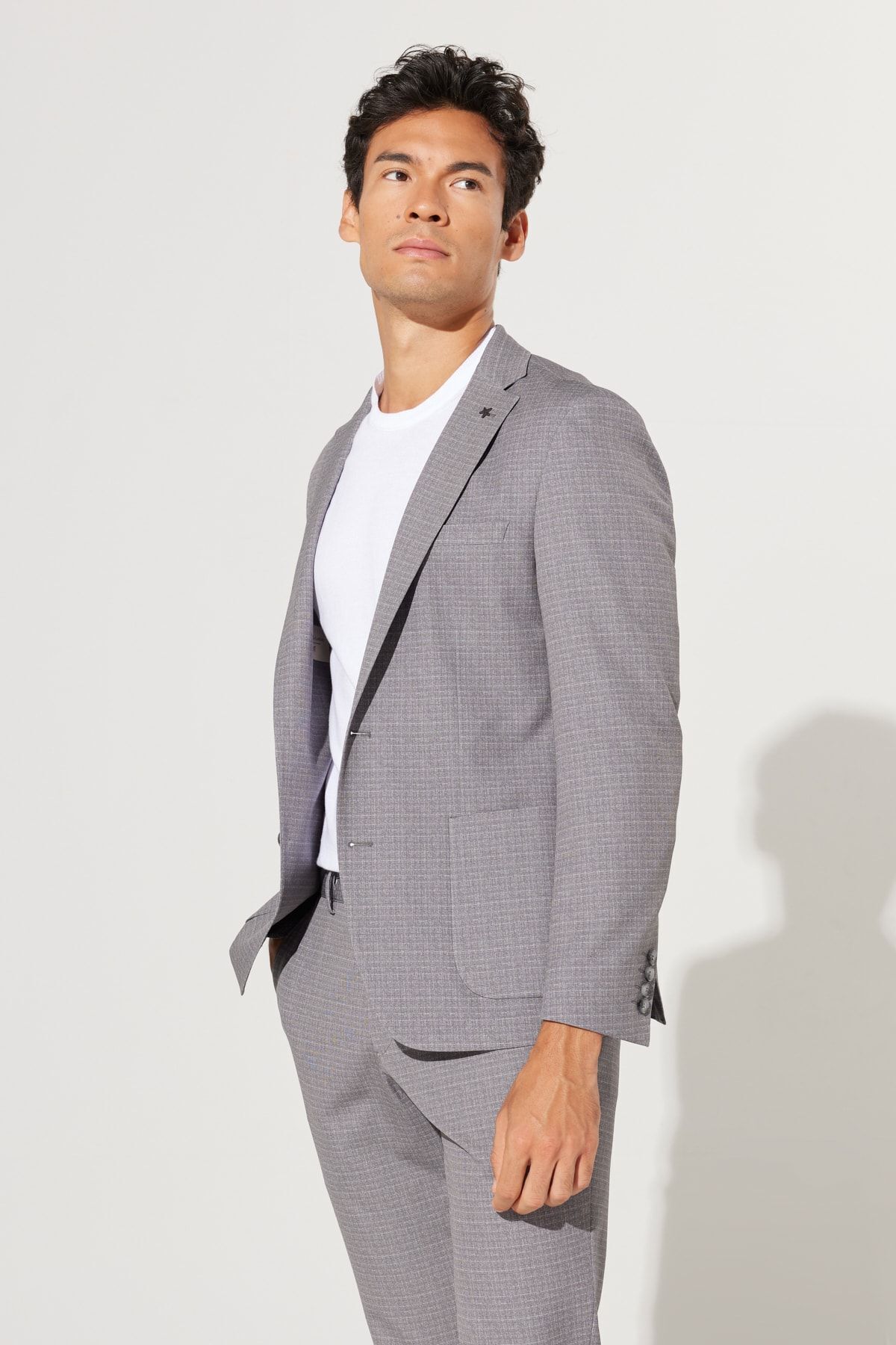 ALTINYILDIZ CLASSICS Męski Garnitur Podróżny W Kolorze Beżowym, Slim Fit, O Wąskim Kroju I Wzorzystym Kołnierzyku Mężczyzna - 48–6 Drop