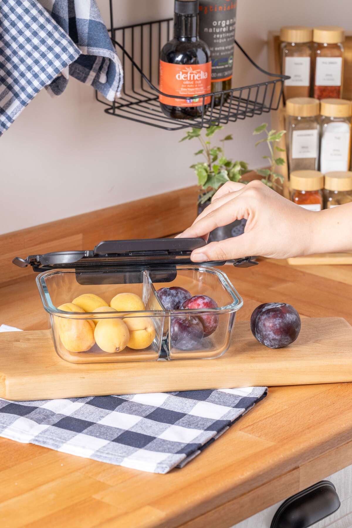 FH finehome-1500ml Sorbo Storage Container with Lock and Glass Lid, Two Compartments 2
