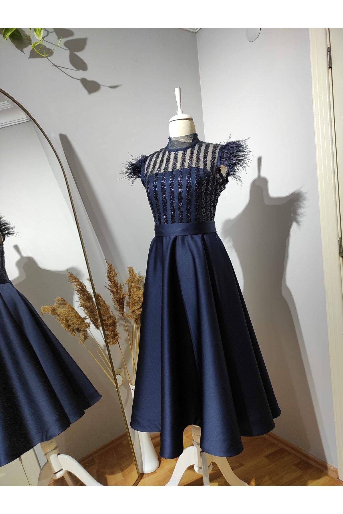 SEDABULBULTASARİM Sheer Strapless Midi Length Flared Skirt Evening