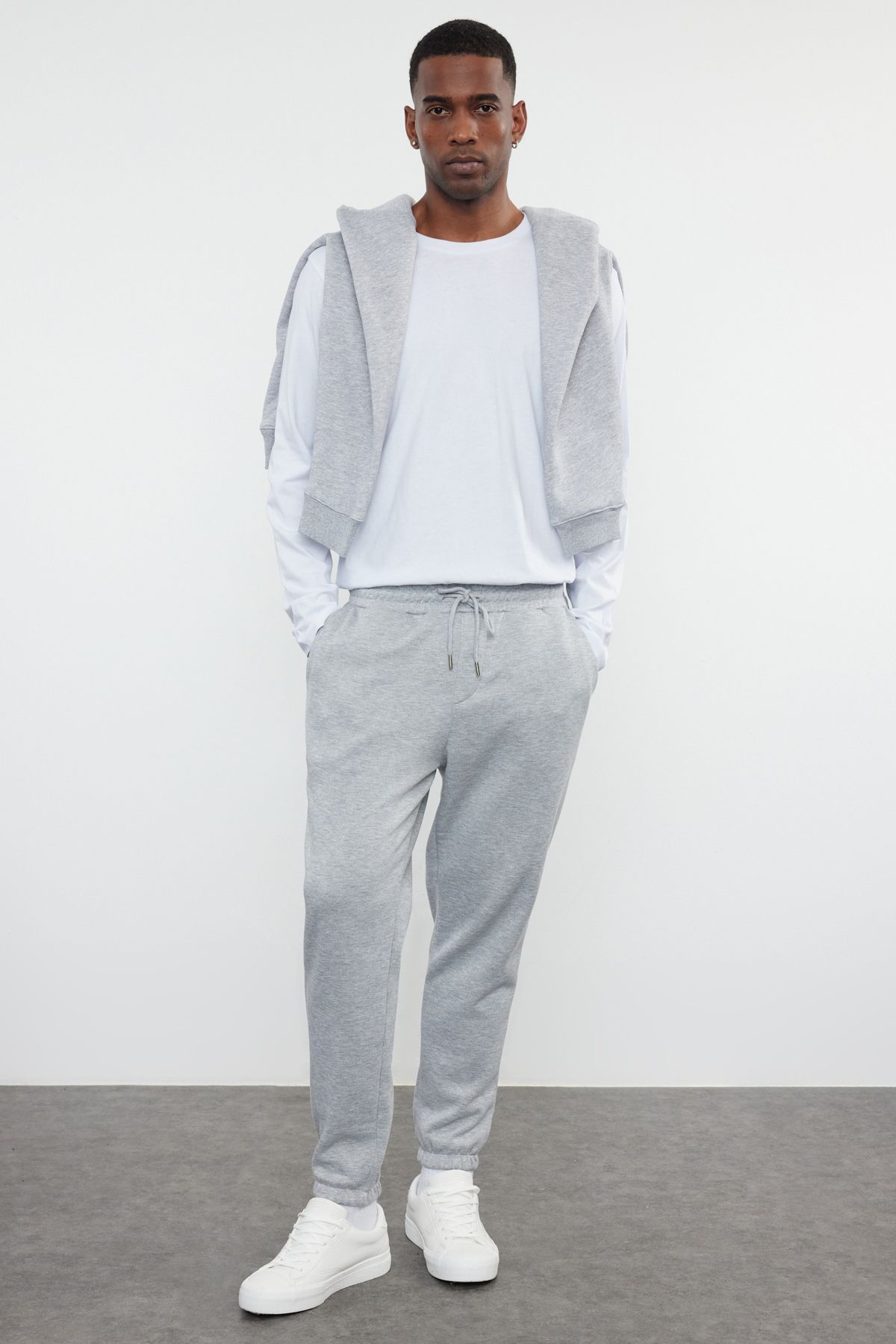 complete the look image