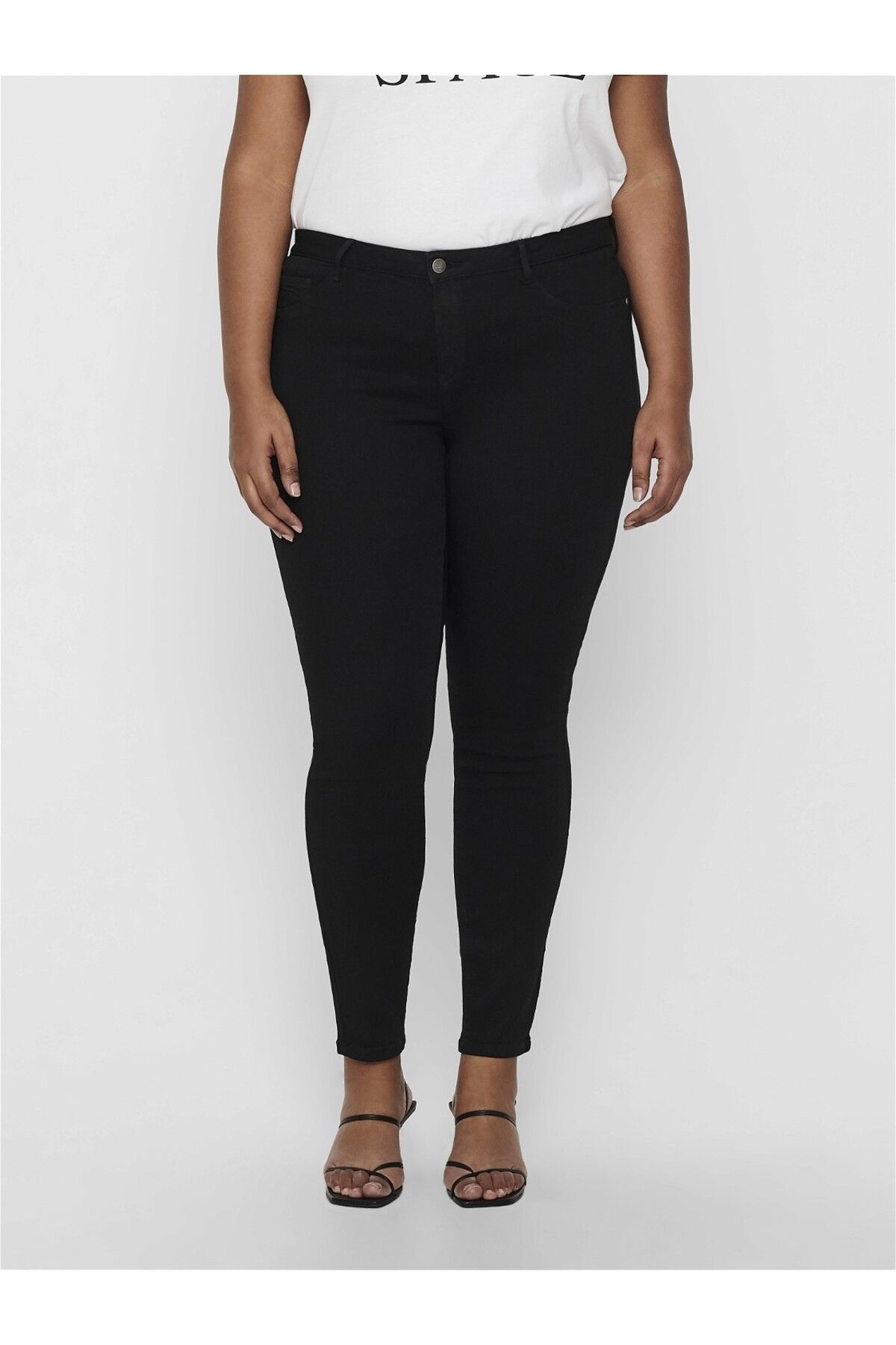 complete the look image