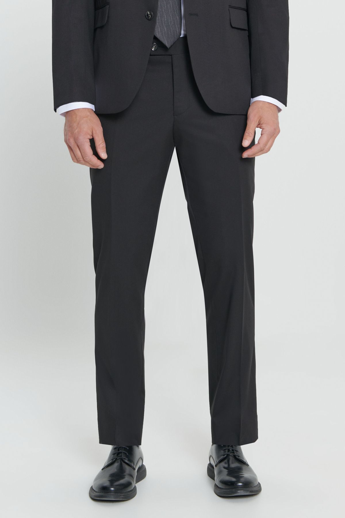 ALTINYILDIZ CLASSICS-Men's Black Mono Collar Relaxed Cut Regular Fit Suit 5