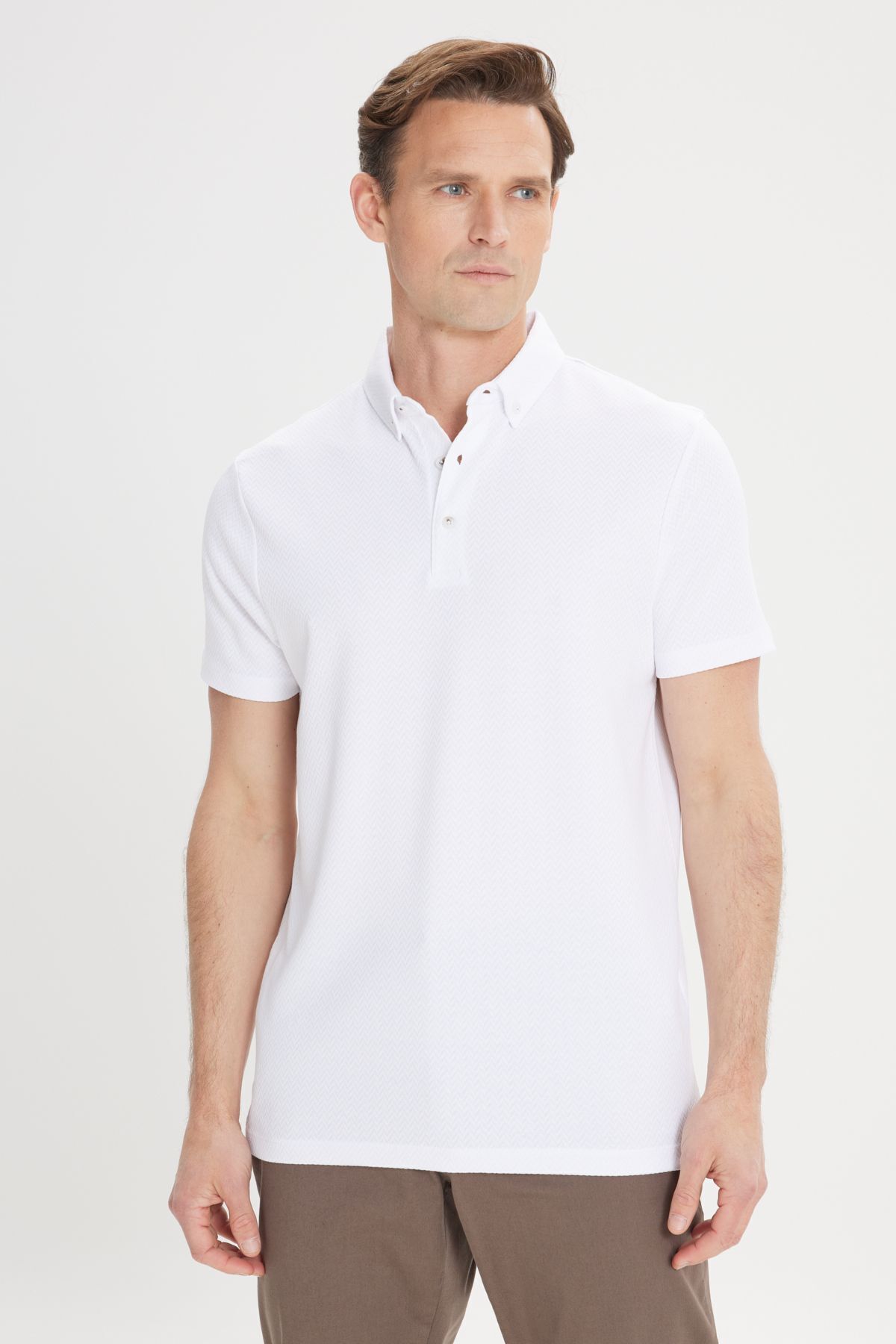 Erkek Ekru Slim Fit Dar Kesim Pamuklu Jakarlı Polo Yaka Tişört