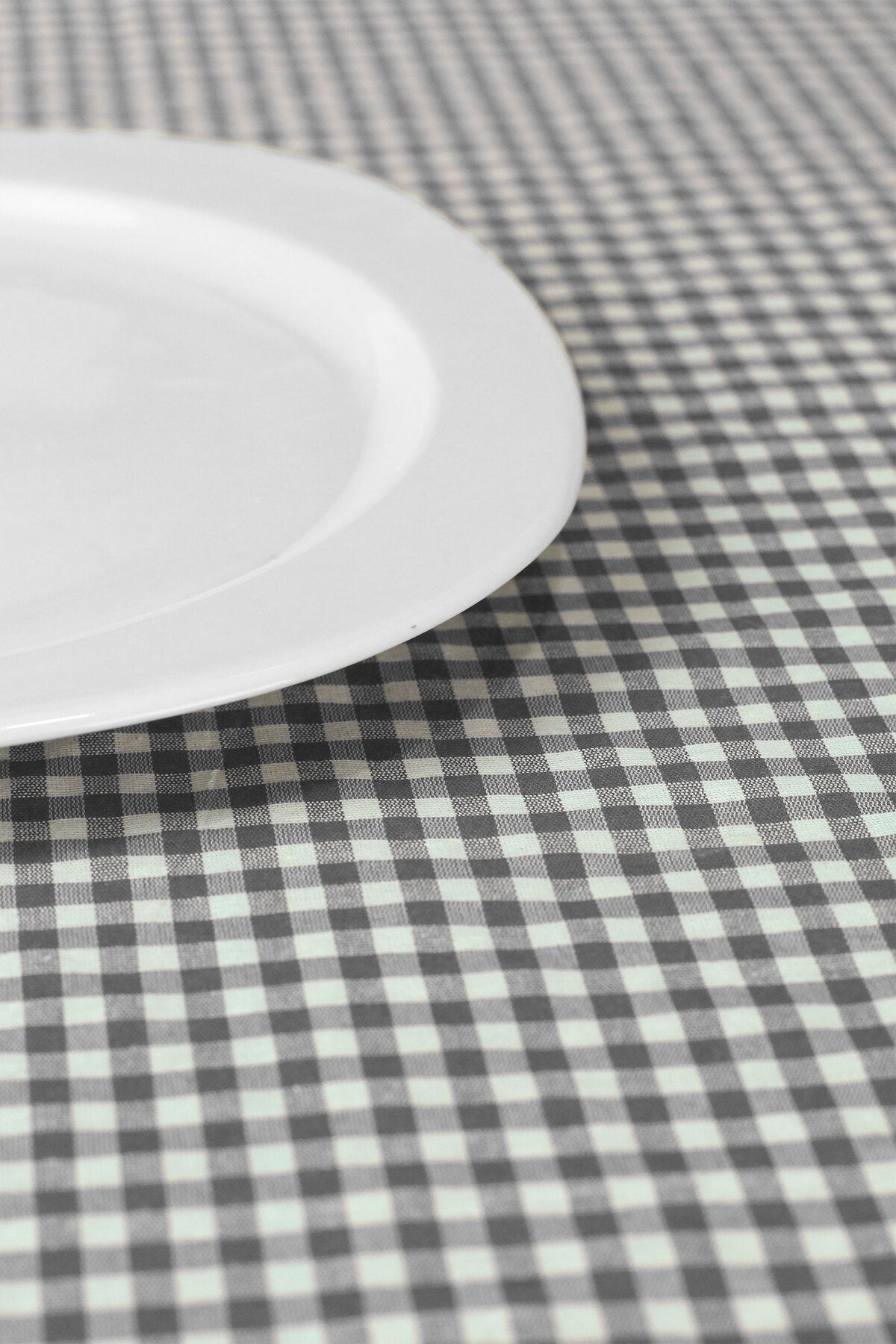 Soft Kare-Bommel Gingham Round Pompom Tablecloth Gingham Round 5