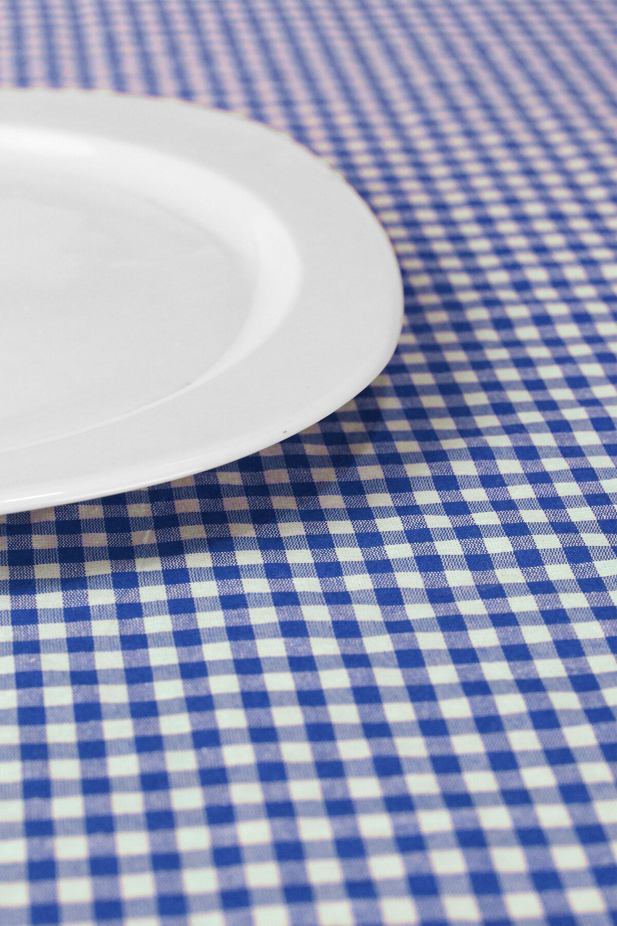 Soft Kare-Bommel Gingham Round Pompom Tablecloth Gingham Round 4