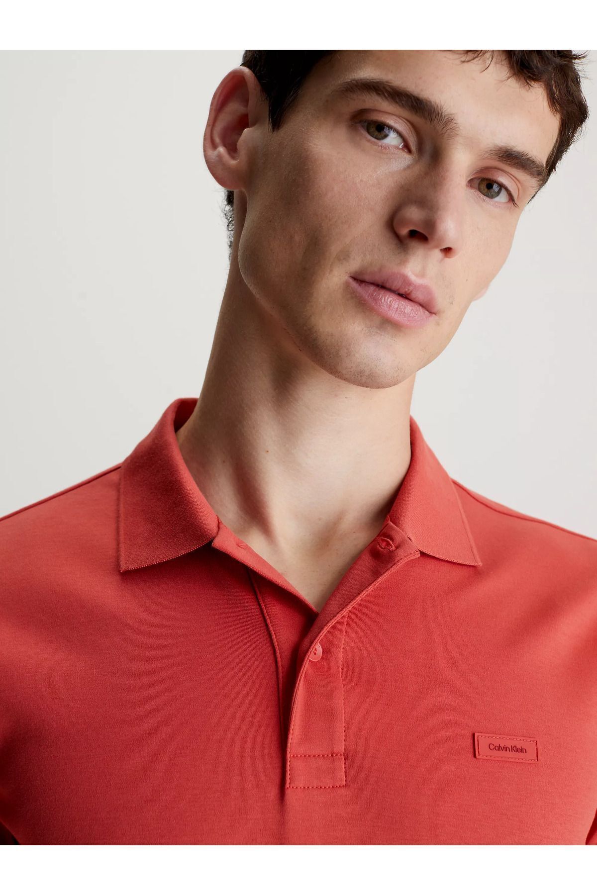 تی شرت یقه پولو قرمز مردانه آرم مارک اورجینال Calvin Klein