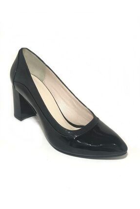 Kadın Klasik Siyah Parlak Hakiki Deri Topuklu Ayakkabı /71