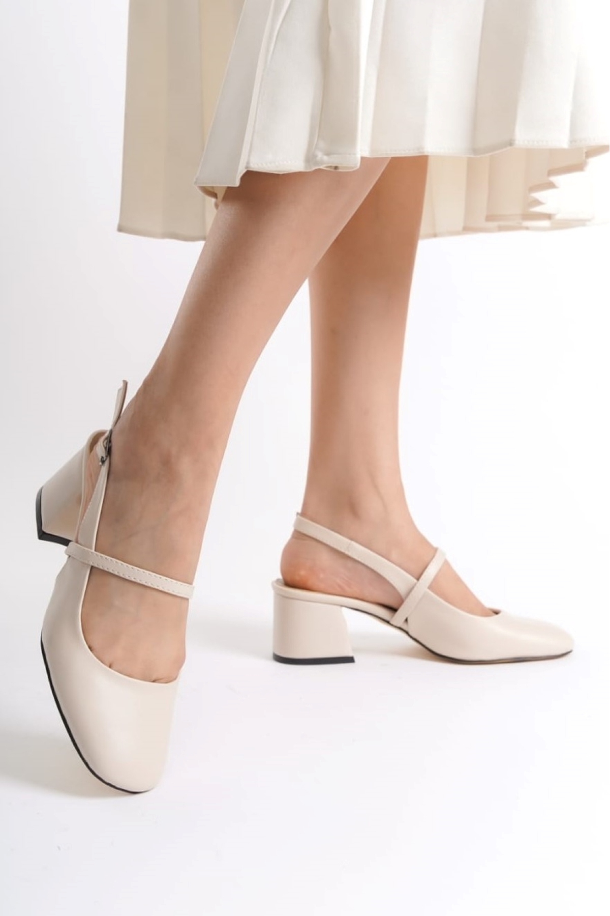 Ayakkabı Podyumum  "FABRİ" Ten Cilt - 5cm Kalın Topuklu Geniş Yuvarlak Burunlu Bantlı Arka Açık Ayakkabı Yeni Sezon - Görsel 4