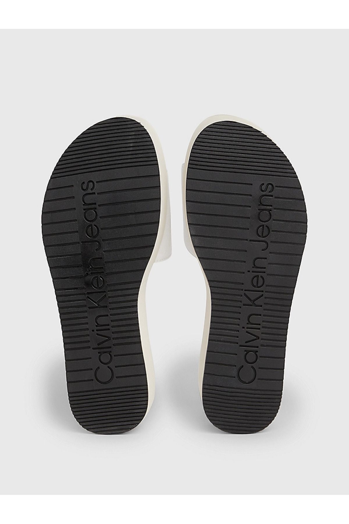 صندل نود زنانه های بژ آرم آرام و پاشنه بلند YW0YW01036 0F9 Calvin Klein