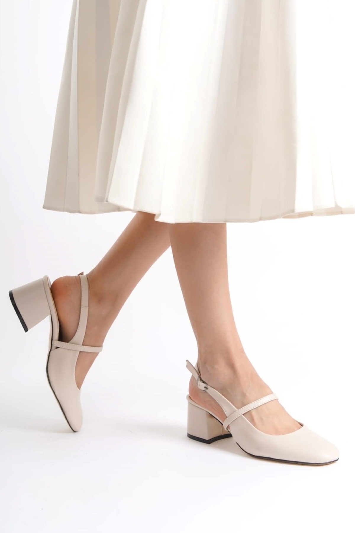 Ayakkabı Podyumum  "FABRİ" Ten Cilt - 5cm Kalın Topuklu Geniş Yuvarlak Burunlu Bantlı Arka Açık Ayakkabı Yeni Sezon - Görsel 2