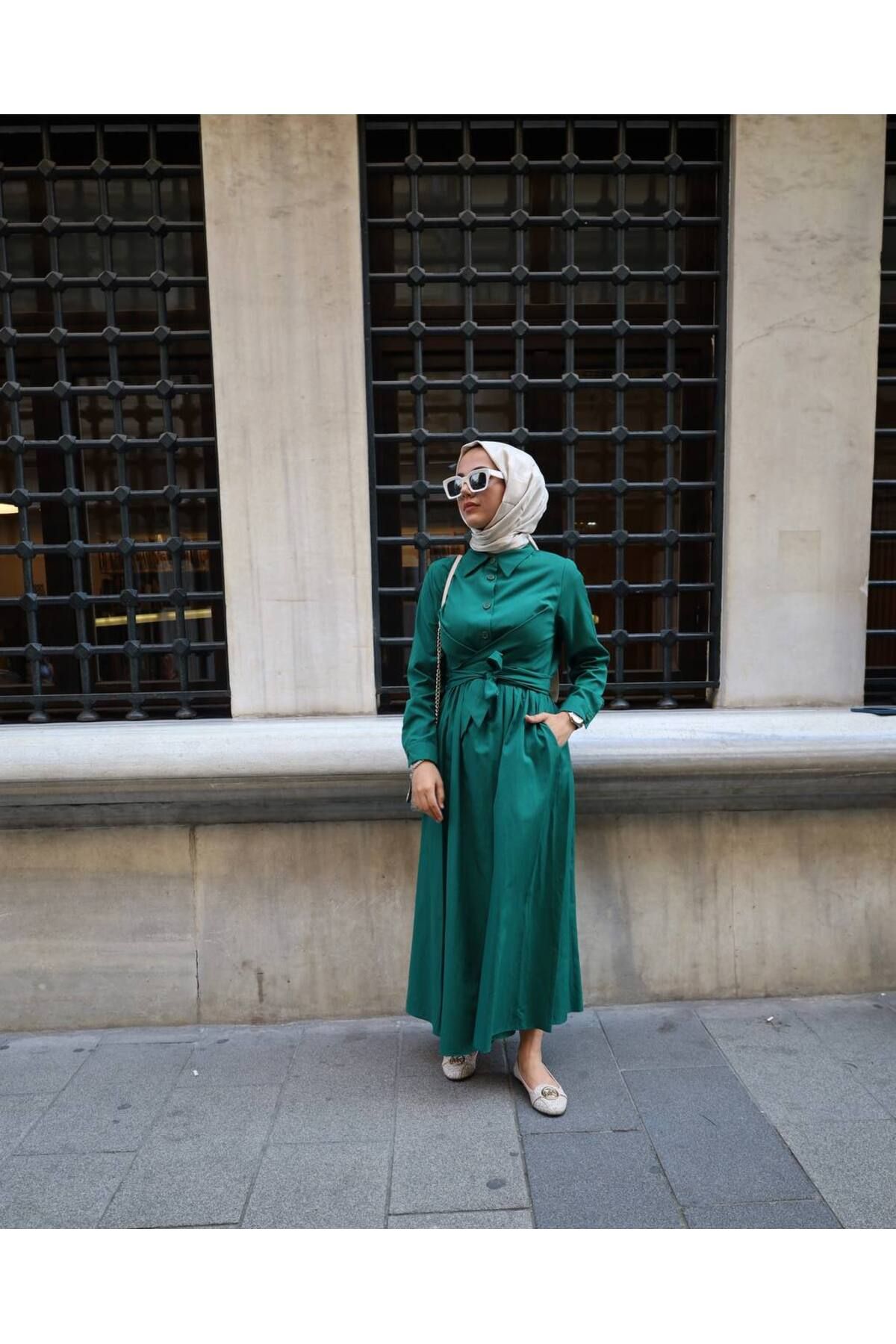 Kendinden Kuşaklı Yandan Cepli Yazlık Elbise