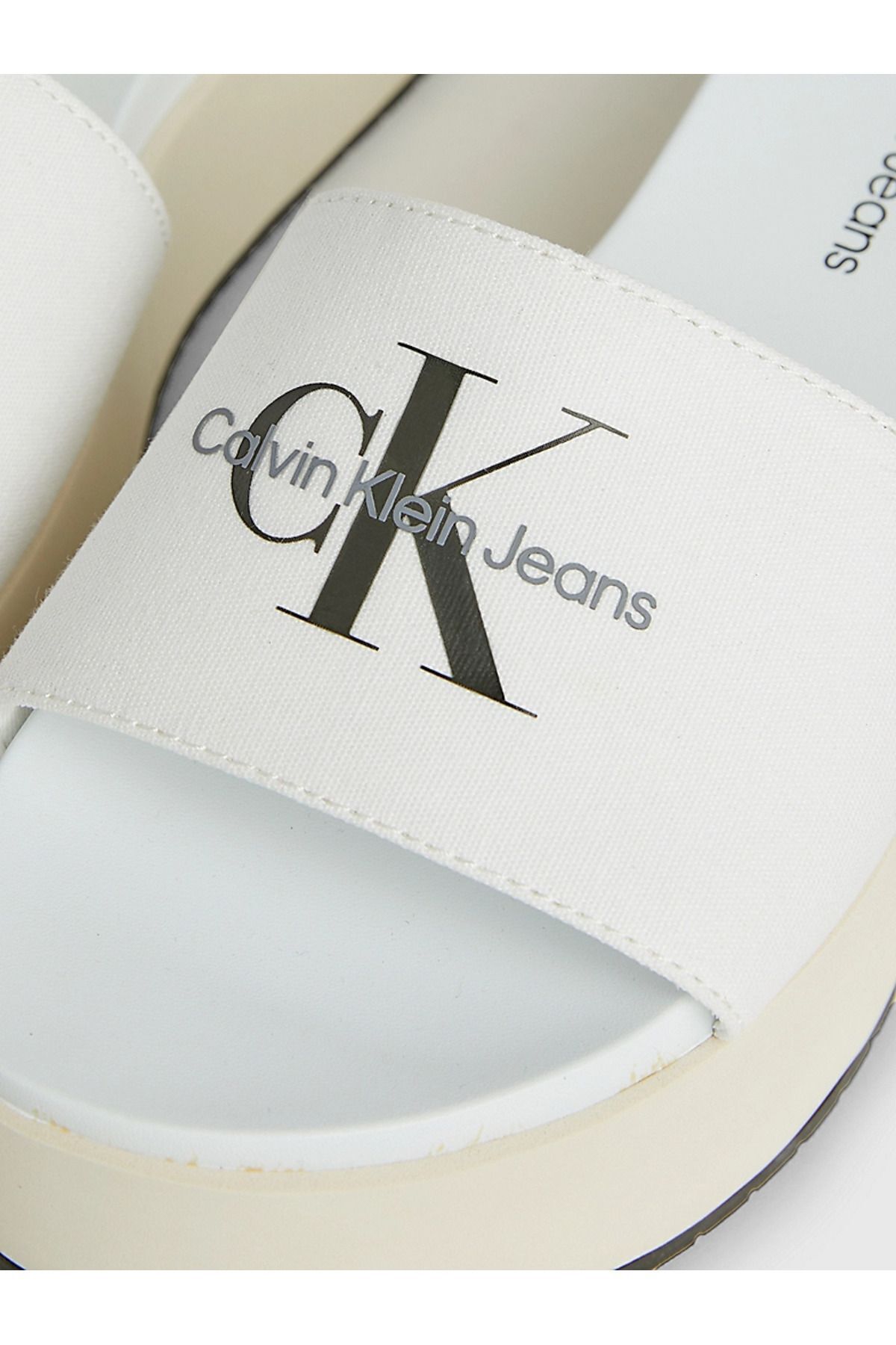 صندل نود زنانه های بژ آرم آرام و پاشنه بلند YW0YW01036 0F9 Calvin Klein
