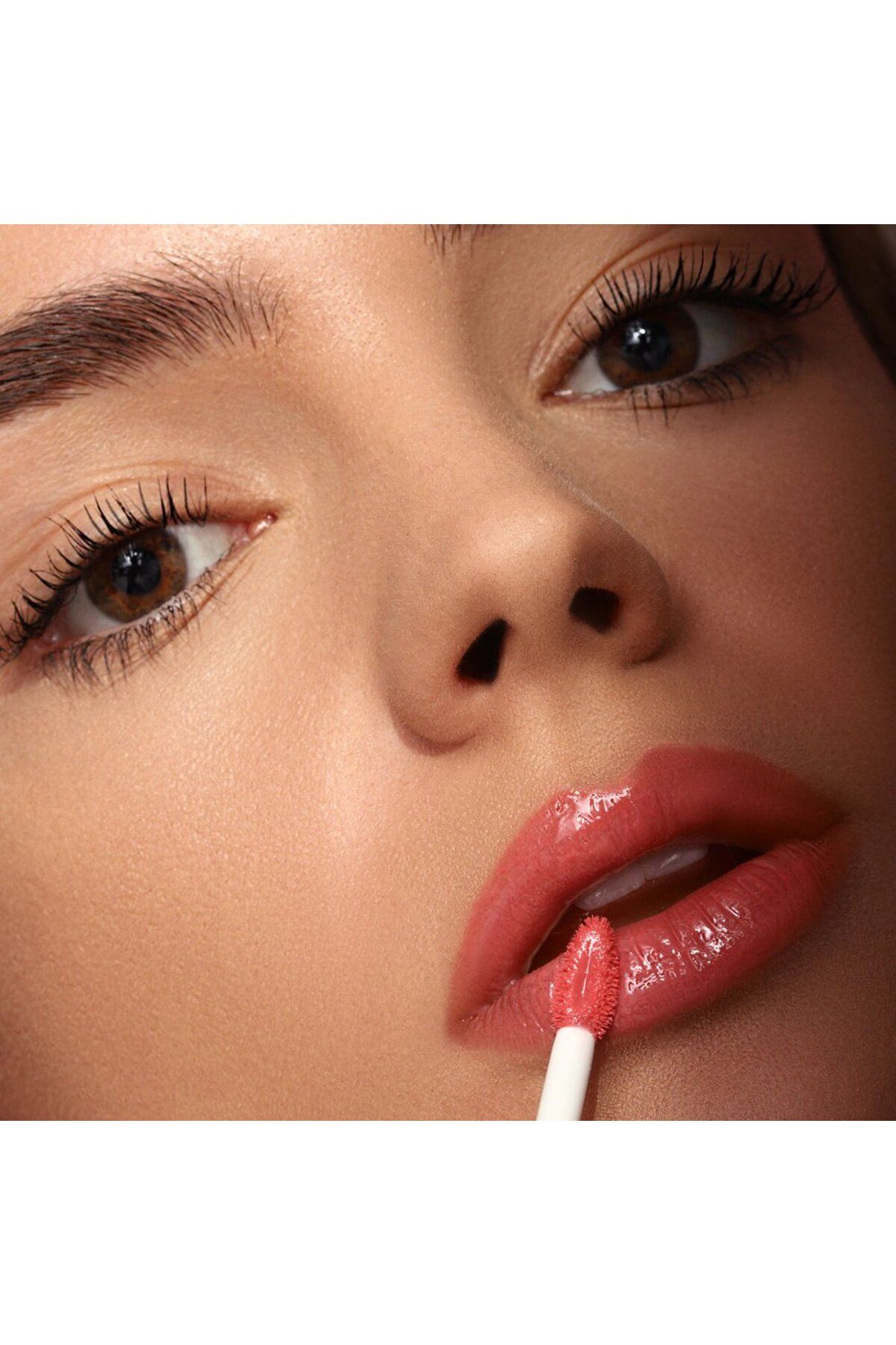 Eveline Cosmetics-Cooling Kissies - ملمع شفاه بالكولاجين وحمض الهيالورونيك 6.8 مل 3