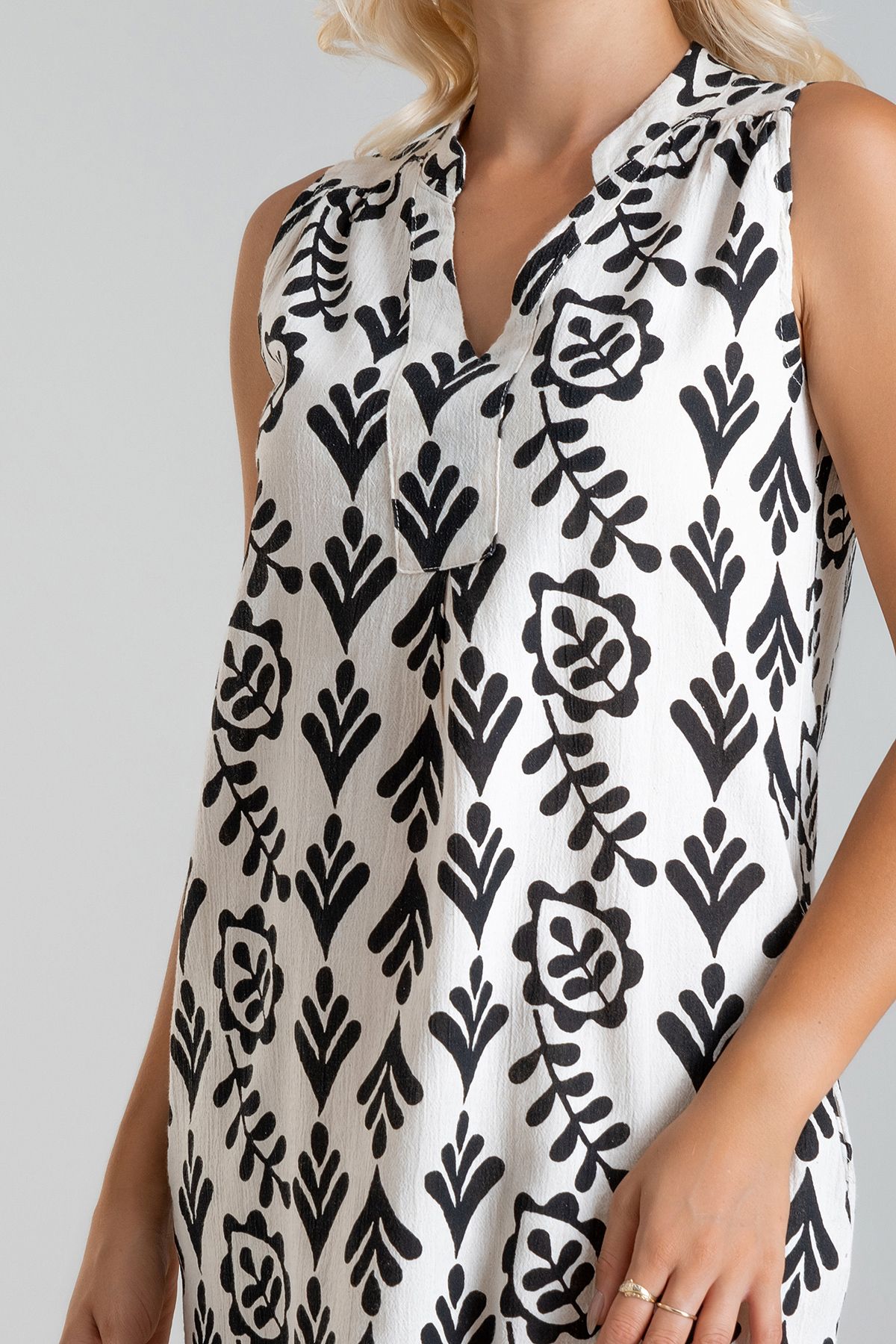 Bold & Young-Women's Printed Linen Look Woven Cotton Dress with Pockets 6