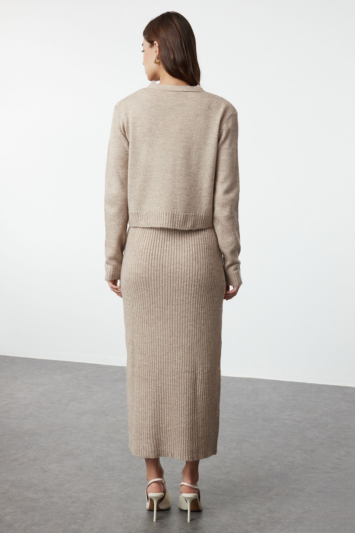 trendyol-modest-womens-brown-flat-long-casual