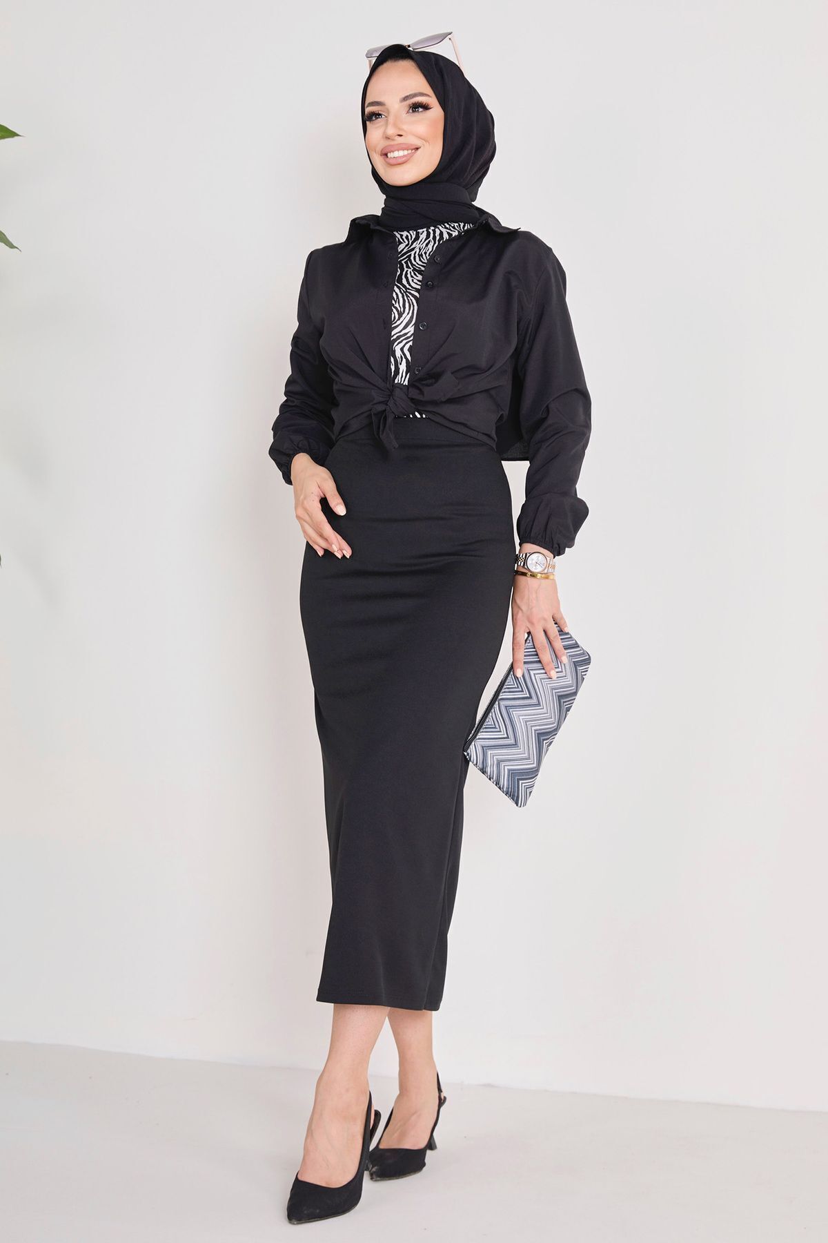 https://cdn.dsmcdn.com/ty1423/product/media/images/prod/QC/20240716/16/843a3460-064e-3534-bb00-98ab96b2fcc1/1_org_zoom.jpg