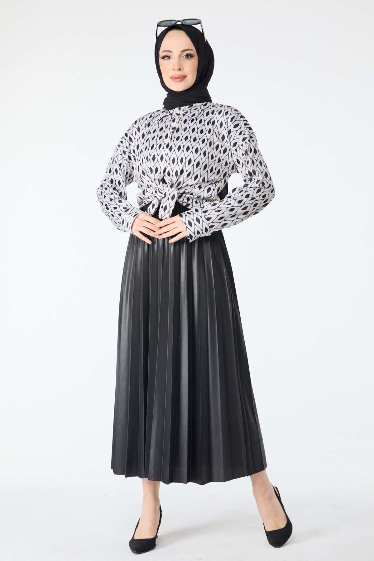 TOFİSA-Schwarzer Plisseerock für Damen - Uni und Mittel - 23036 2