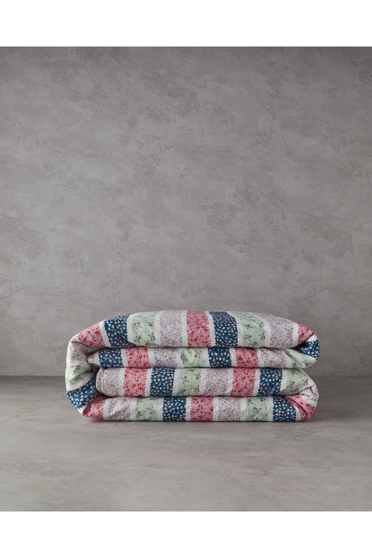 English Home Blossom Lines Tek Kişilik Çok Amaçlı Örtü Pembe