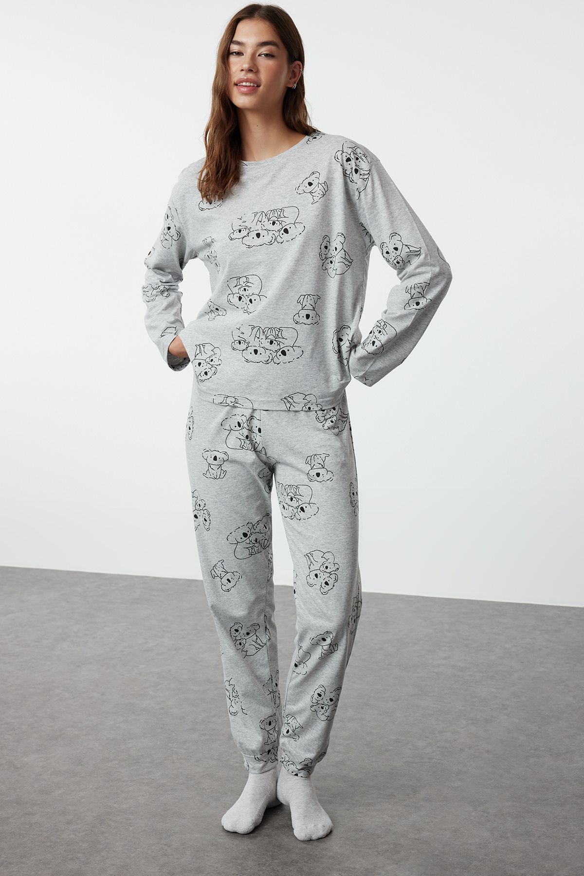 trendyolmilla-womens-grey-animals-long-lounge