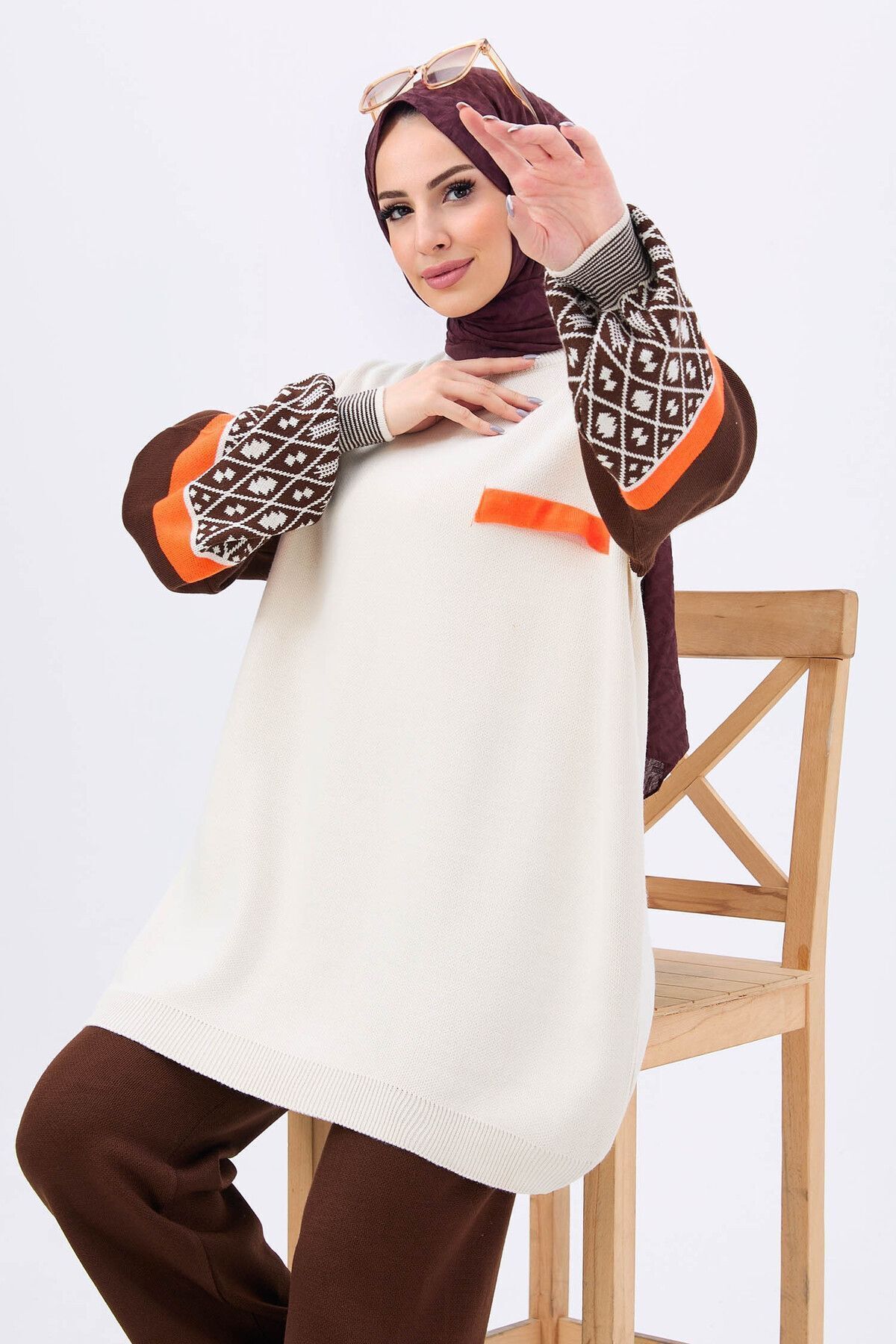femme dun milieu plat pantalon beige trico tunik 21840