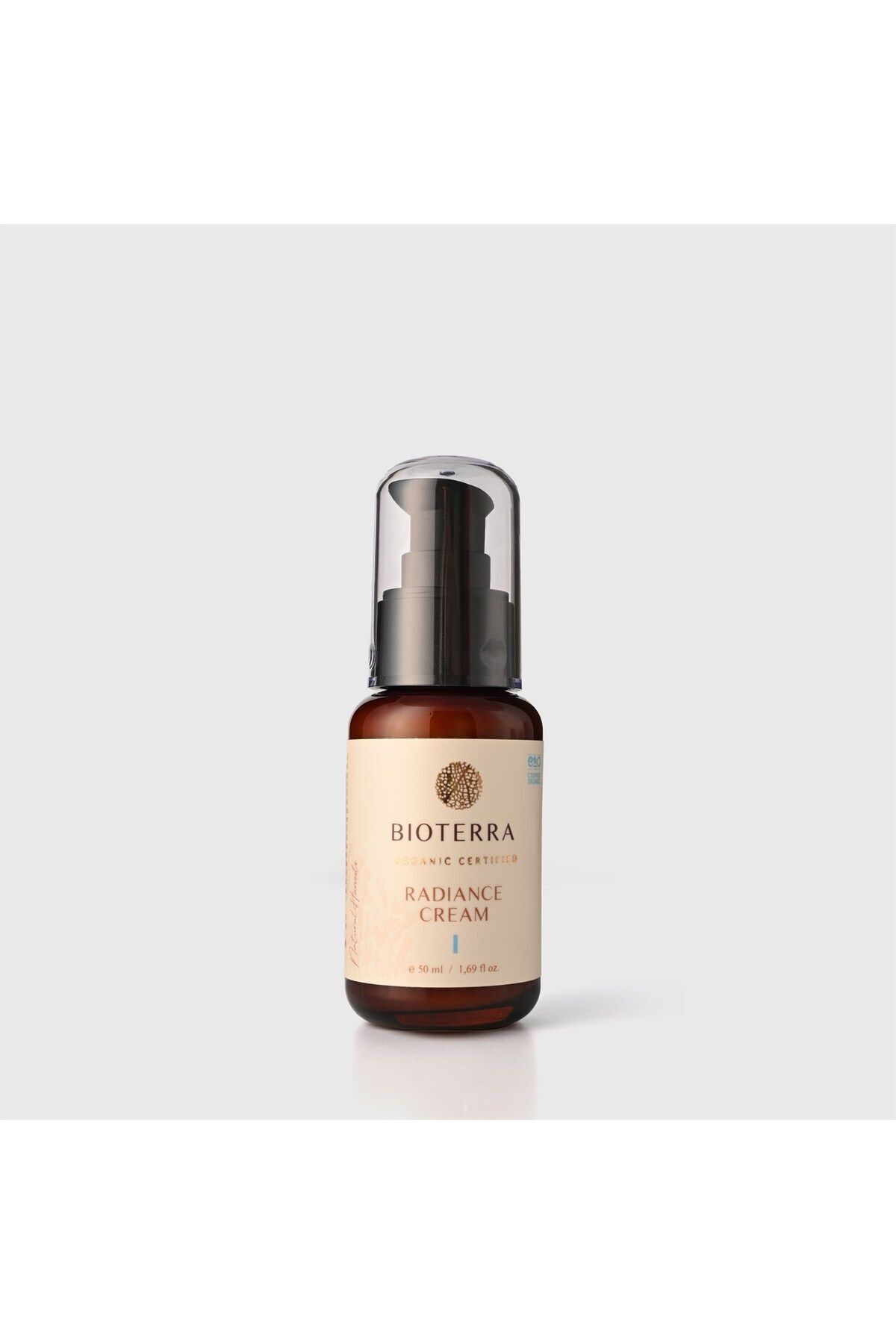 کرم صورت ارگانیک Radiance 50 میلی لیتر - انواع پوست، آلوئه ورا، روغن نارگیل، انگور فرنگی سیاه Bioterra