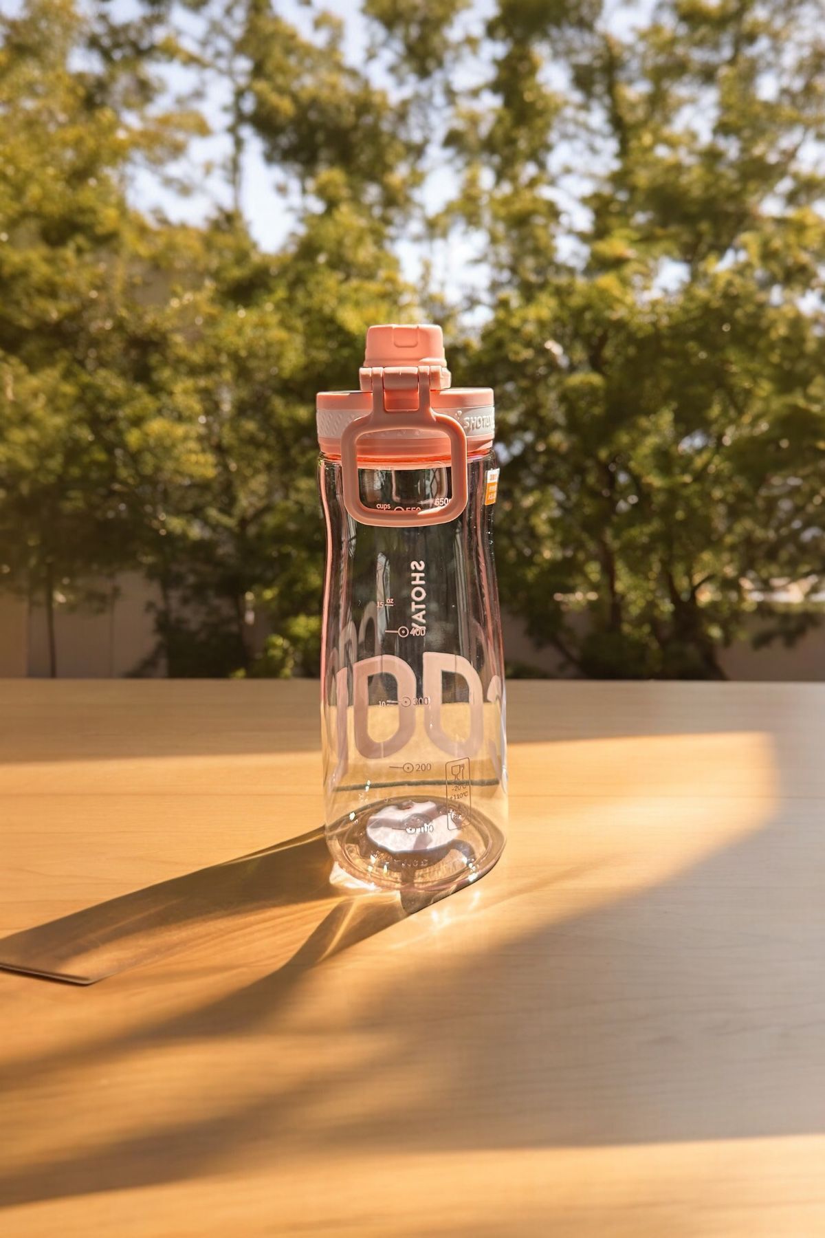 YDGR-630 ml Cool Shaker Drinker - Convenience and Elegance, with Rotatable Lid, with Finger Strap 2