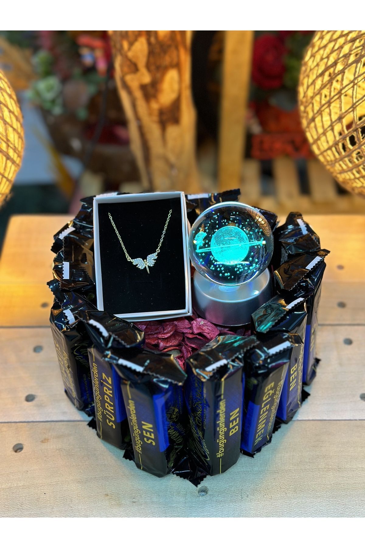 PİNK SHAKE Renk değiştiren led ışılı cam Satürn kız küre ve kalpli