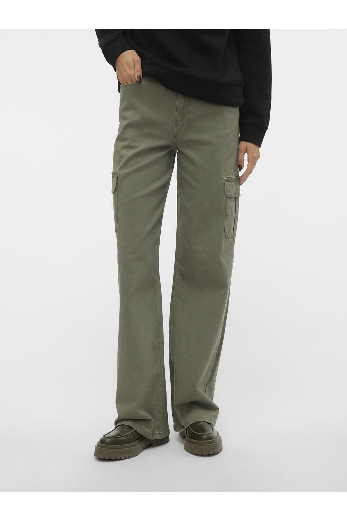 complete the look image