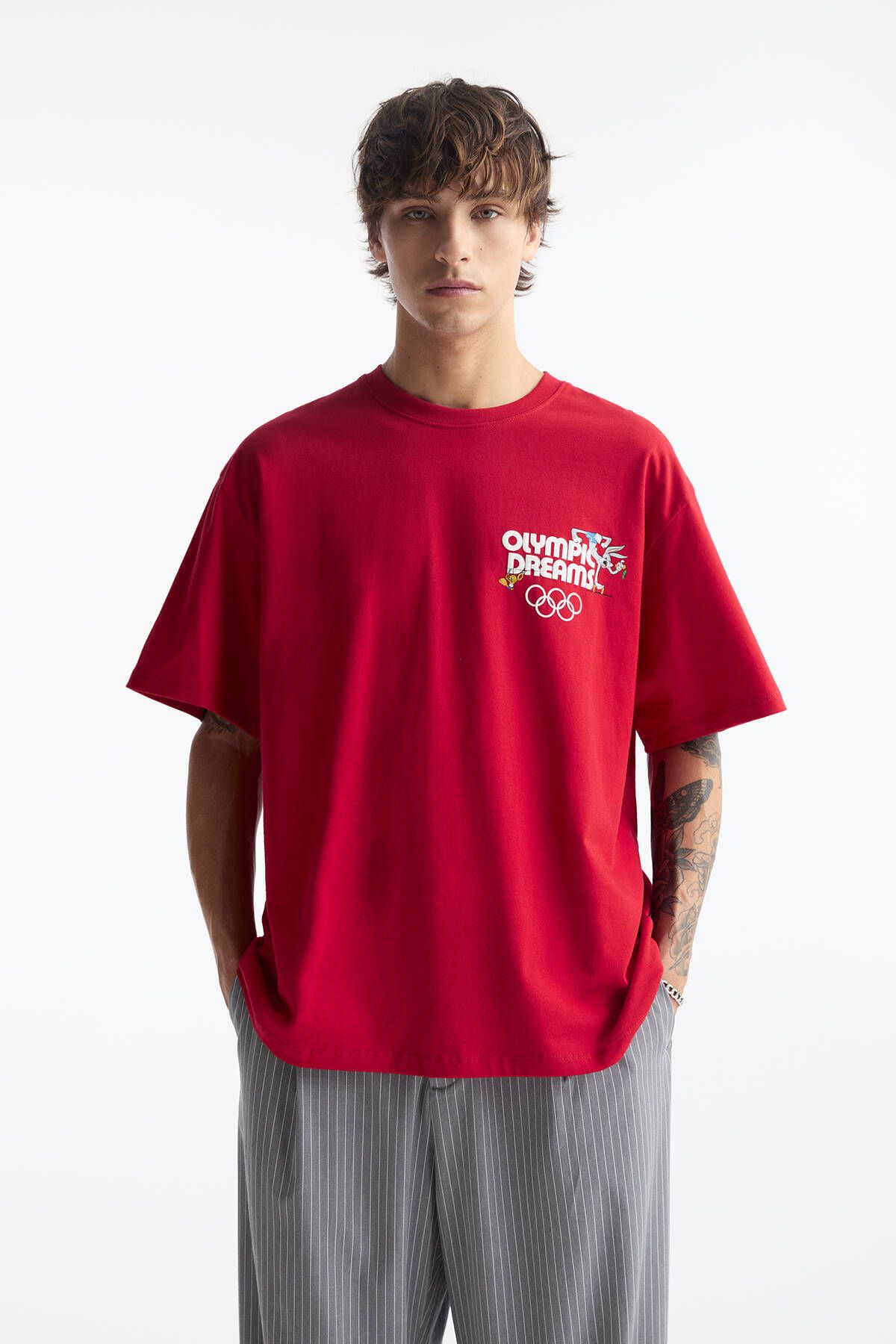 Pull Bear Looney Tunes x Olimpiyat Koleksiyonu bask l k rm z t shirt Fiyat Yorumlar Trendyol