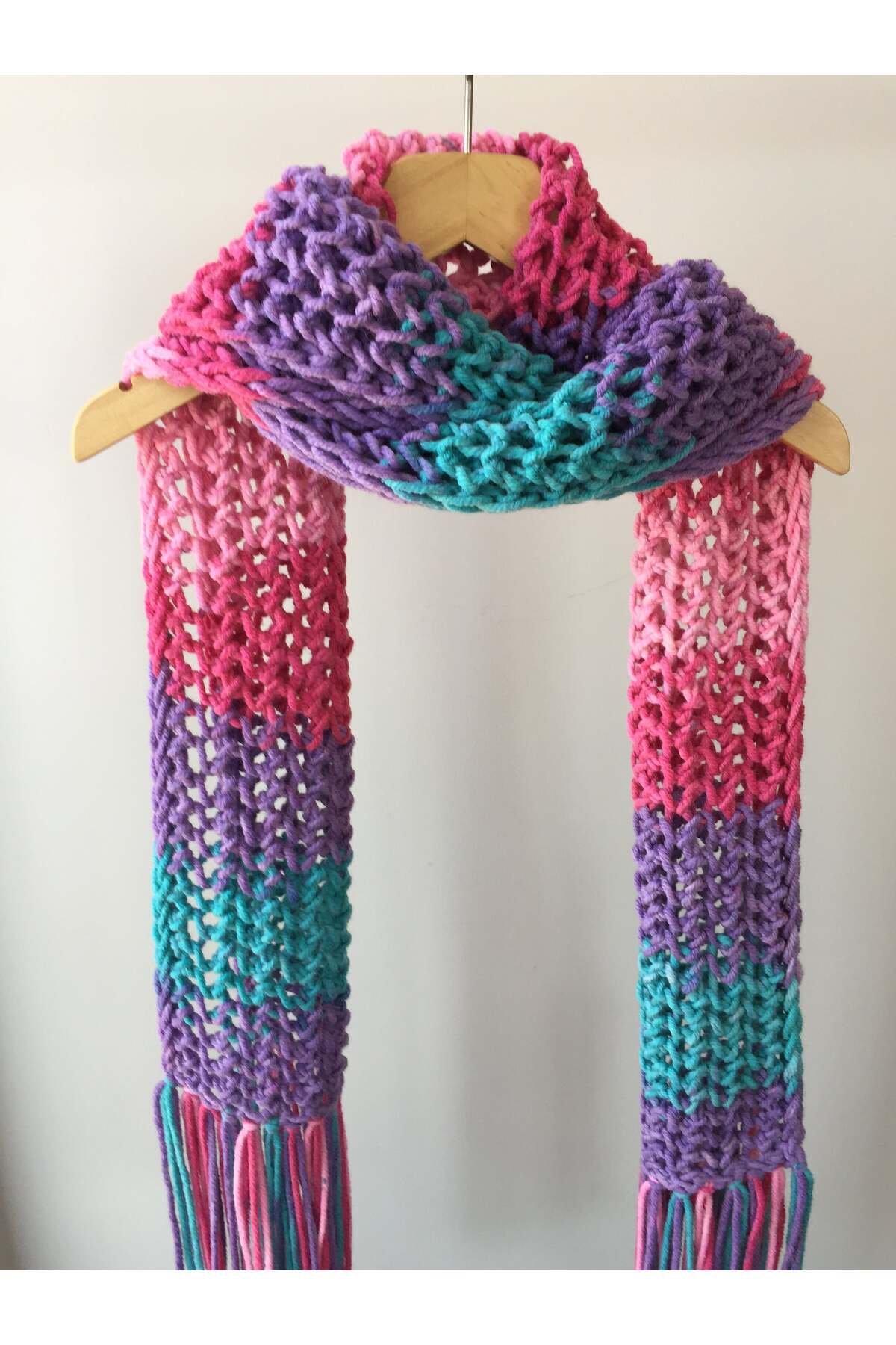 Mora Örgü  Mora Knit Atkı El Örgüsü % 49 Yün Jumbo Kalın İp Püsküllü Özel Örgü Atkı - Görsel 3