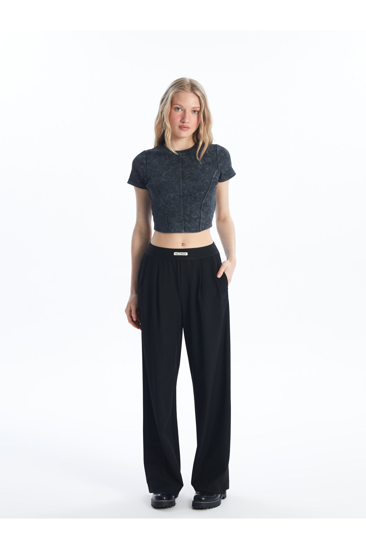 complete the look image