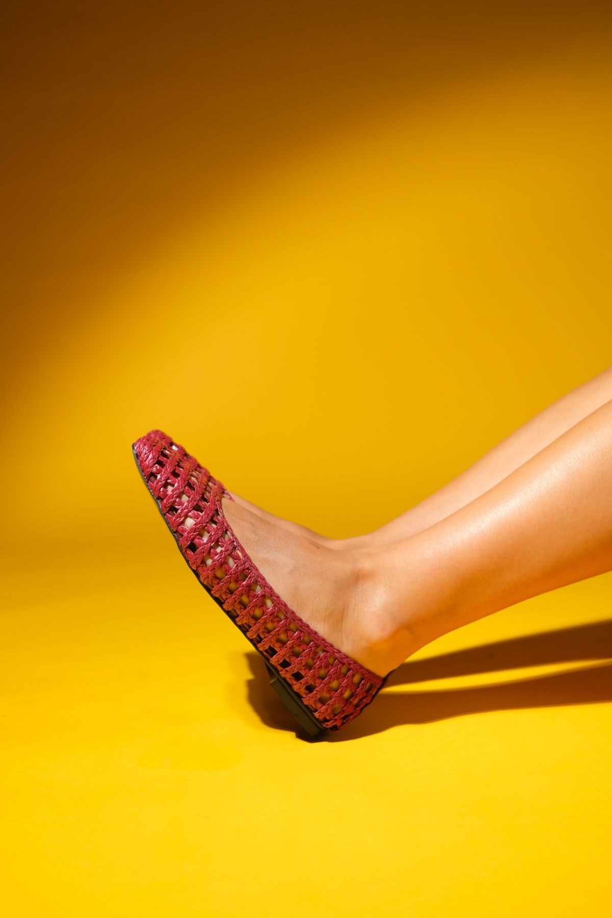 بابیت قرمز زنانه کفش های تخت بافندگی Arcola Bordeaux luvishoes